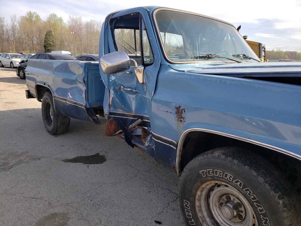 Photo 9 from auction – 1985 GMC C1500 with VIN 1GTDC14H1FF712795