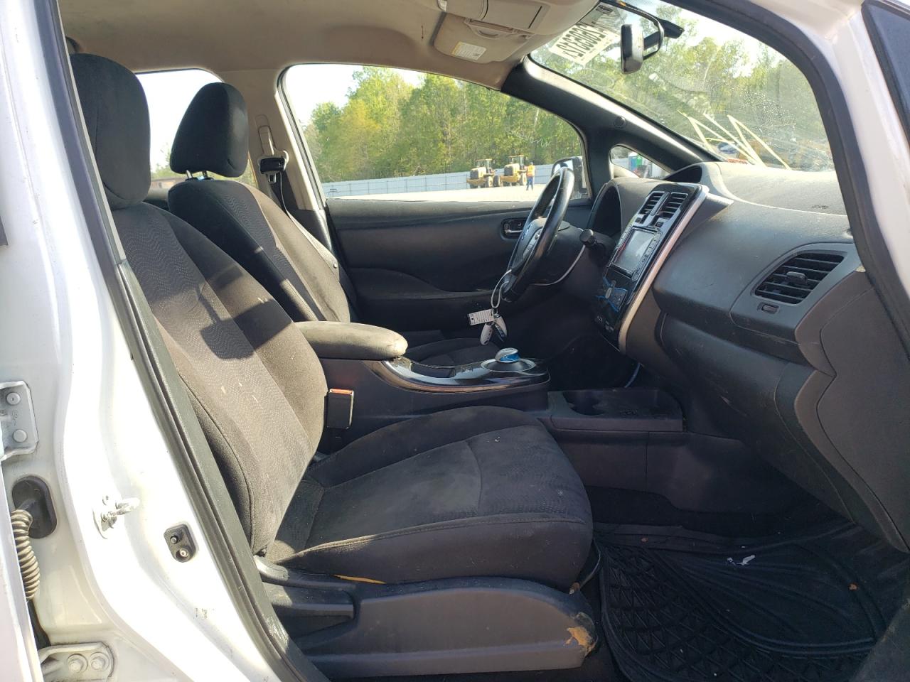 Photo 5 from auction – 2013 NISSAN LEAF S with VIN 1N4AZ0CPXDC409460