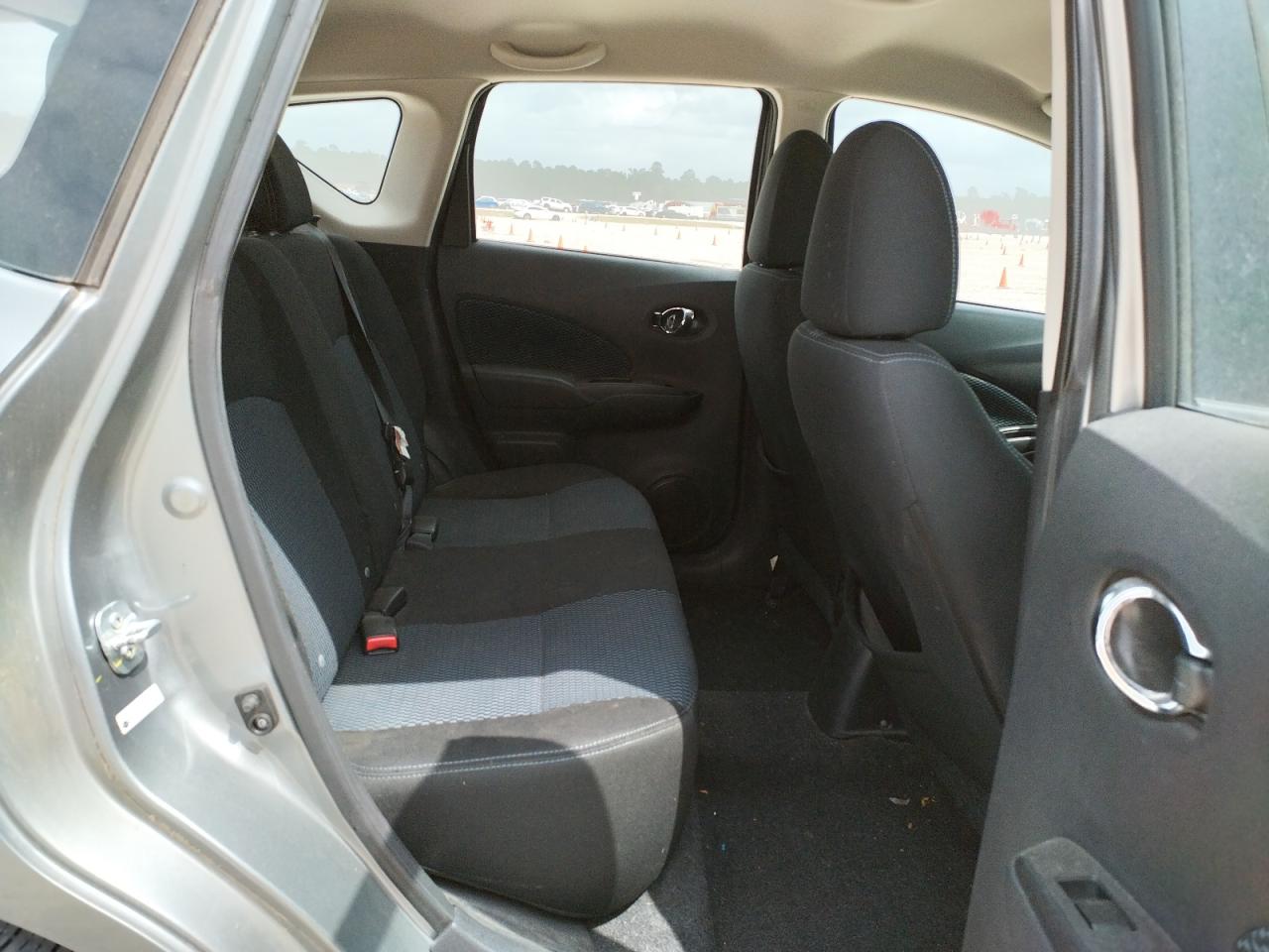 Photo 6 from auction – 2015 NISSAN VERSA NOTE with VIN 3N1CE2CP3FL419252