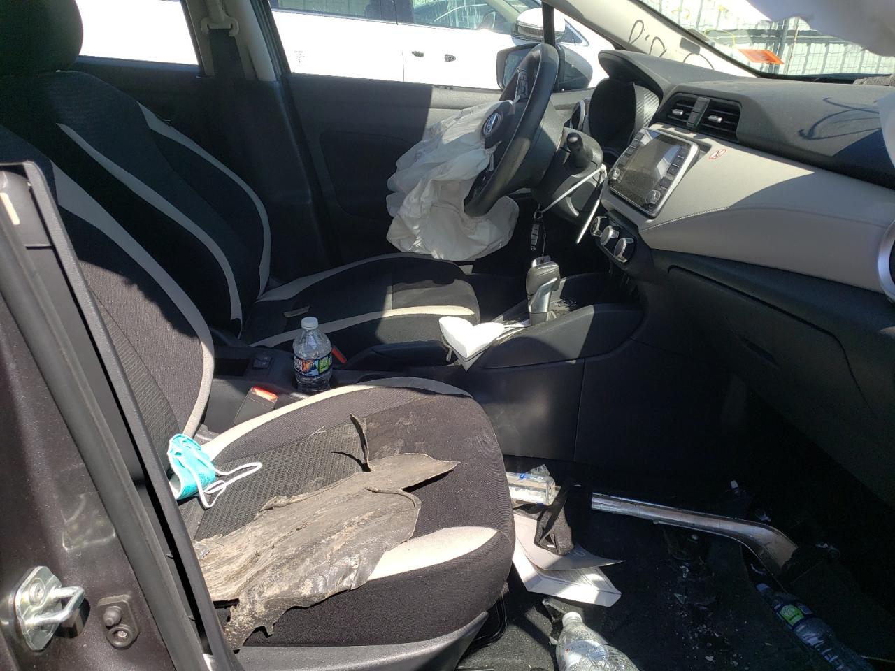 Photo 5 from auction – 2021 NISSAN VERSA SV with VIN 3N1CN8EV3ML830226