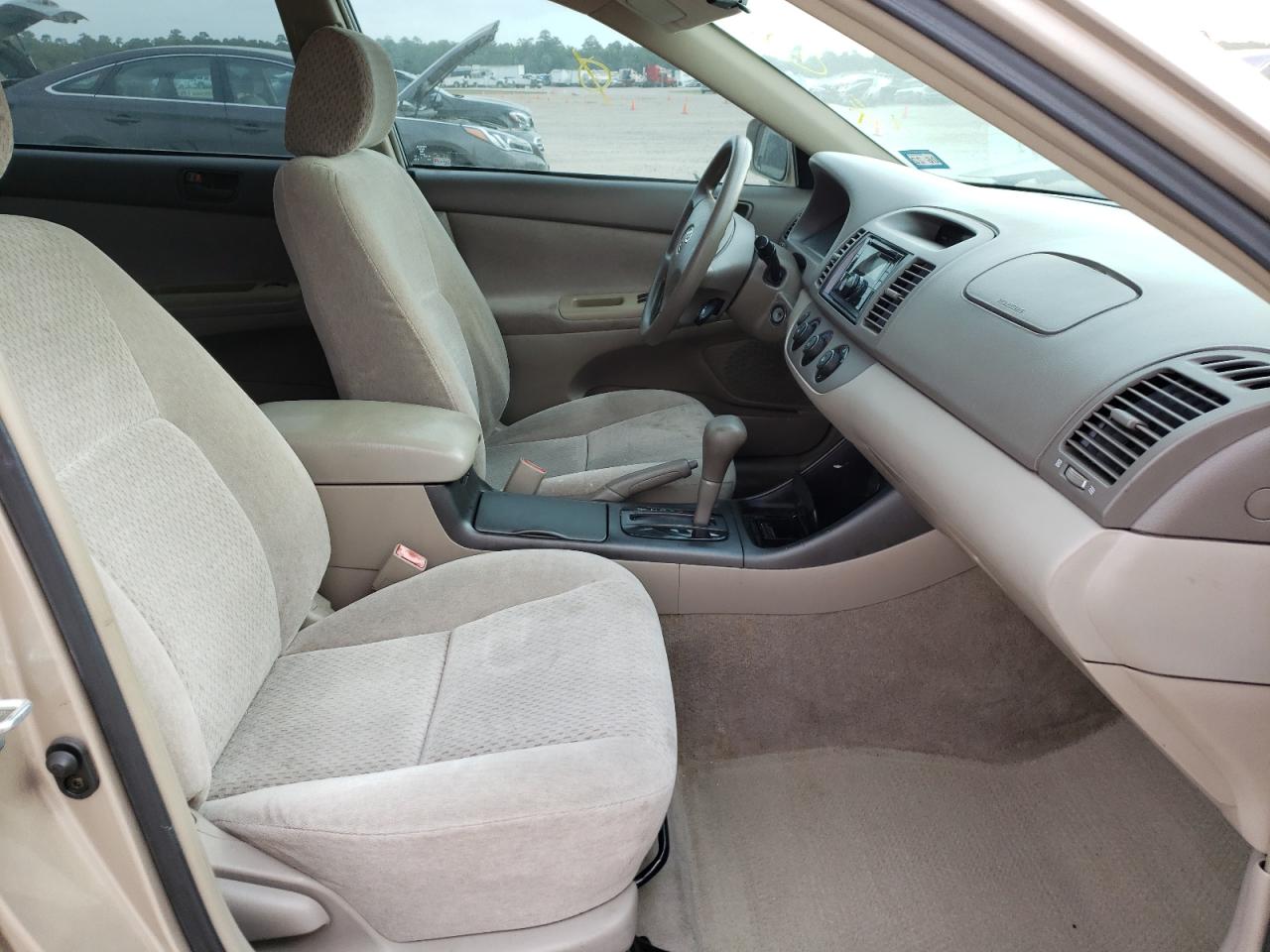 Photo 5 from auction – 2003 TOYOTA CAMRY LE with VIN 4T1BE32K33U127294