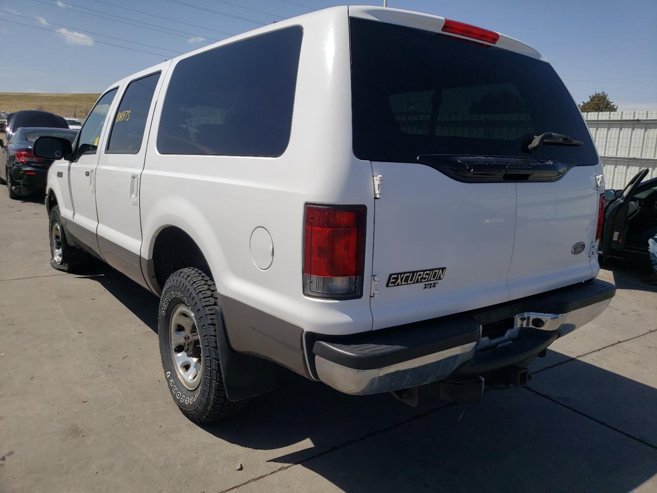 Photo 3 from auction – 2002 FORD EXCURSION with VIN 1FMNU41S72EC05916