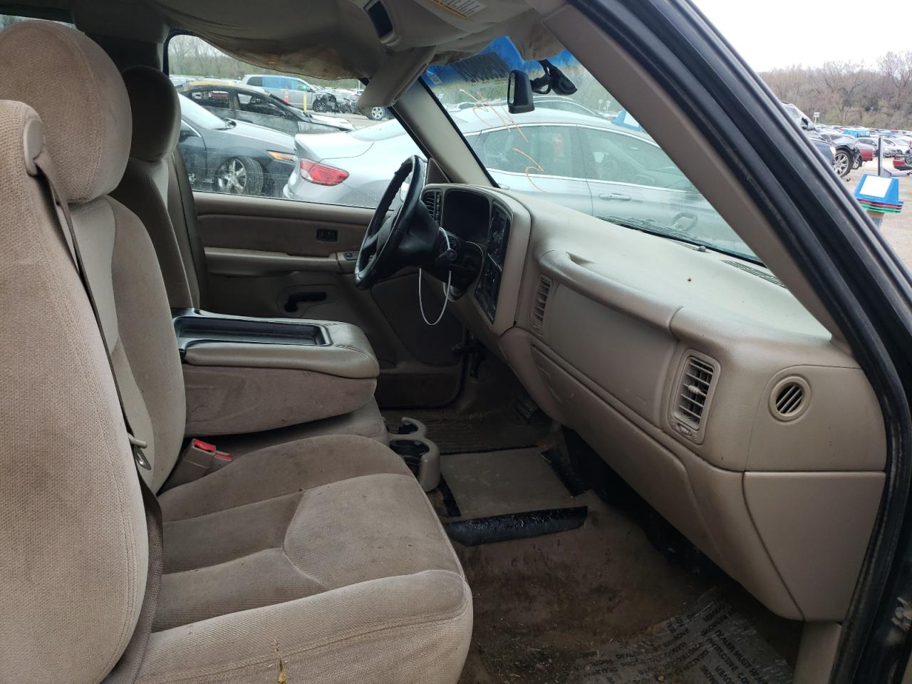 Photo 5 from auction – 2003 GMC NEW SIERRA with VIN 1GTEK19T93E304356