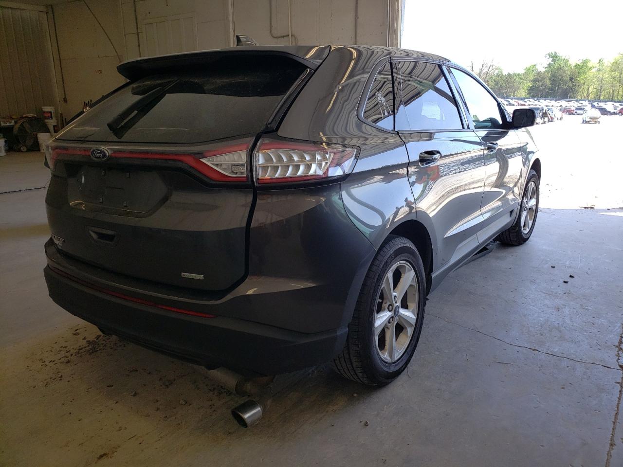 Photo 4 from auction – 2016 FORD EDGE SE with VIN 2FMPK3G96GBC00416
