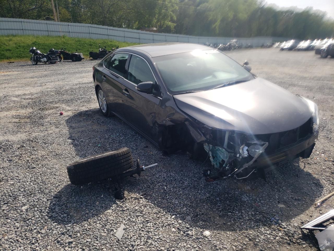 TOYOTA AVALON BAS 2014 with VIN 4T1BK1EB1EU096462 - Photo from auction