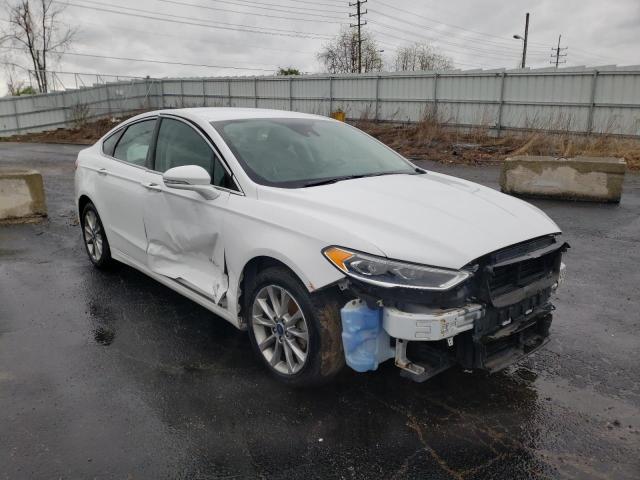 FORD FUSION SE 2017 with VIN 3FA6P0LU3HR410149 - Photo from auction