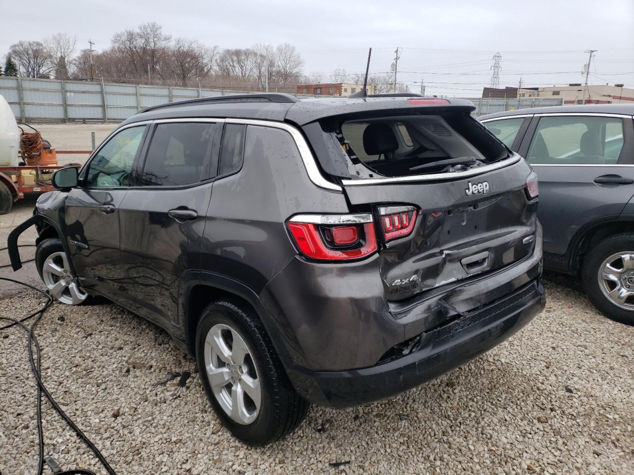 Photo 3 from auction – 2019 JEEP COMPASS LA with VIN 3C4NJDBB7KT641340
