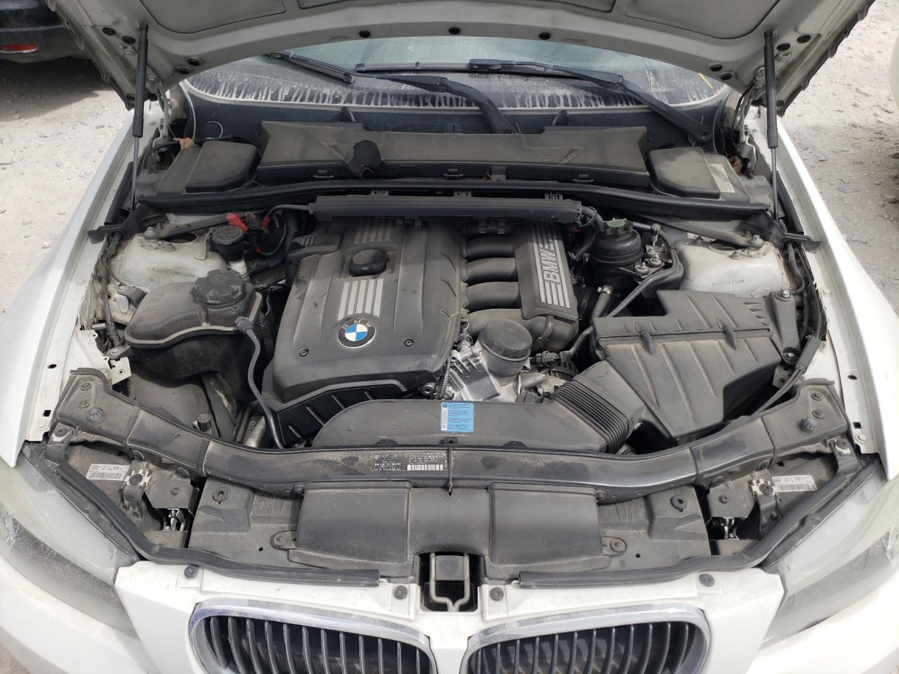 Photo 7 from auction – 2011 BMW 328 I with VIN WBAPH7G56BNM56346