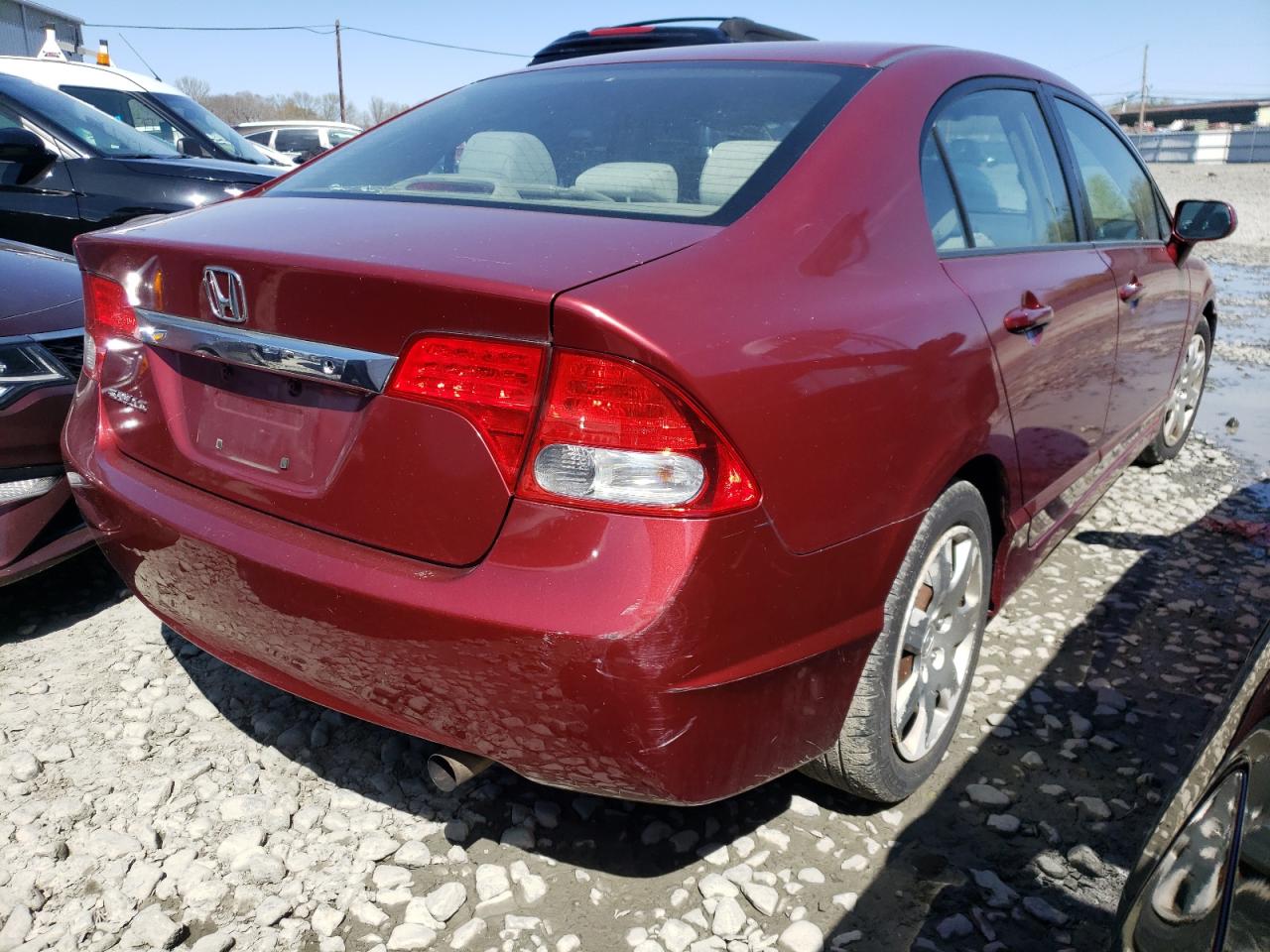 Photo 4 from auction – 2011 HONDA CIVIC LX with VIN 2HGFA1F59BH547493