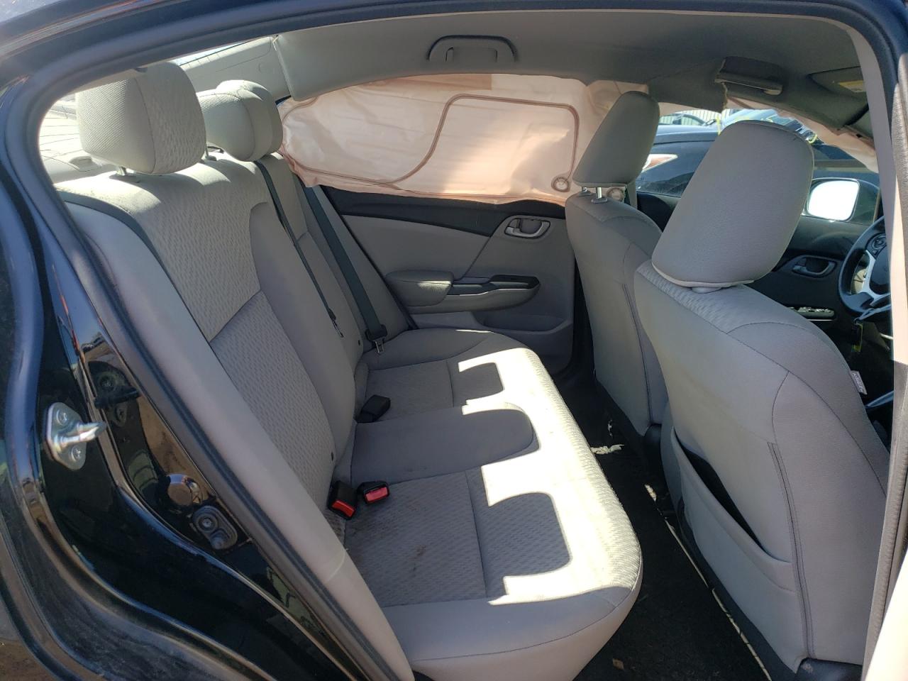 Photo 6 from auction – 2015 HONDA CIVIC LX with VIN 19XFB2F55FE705184