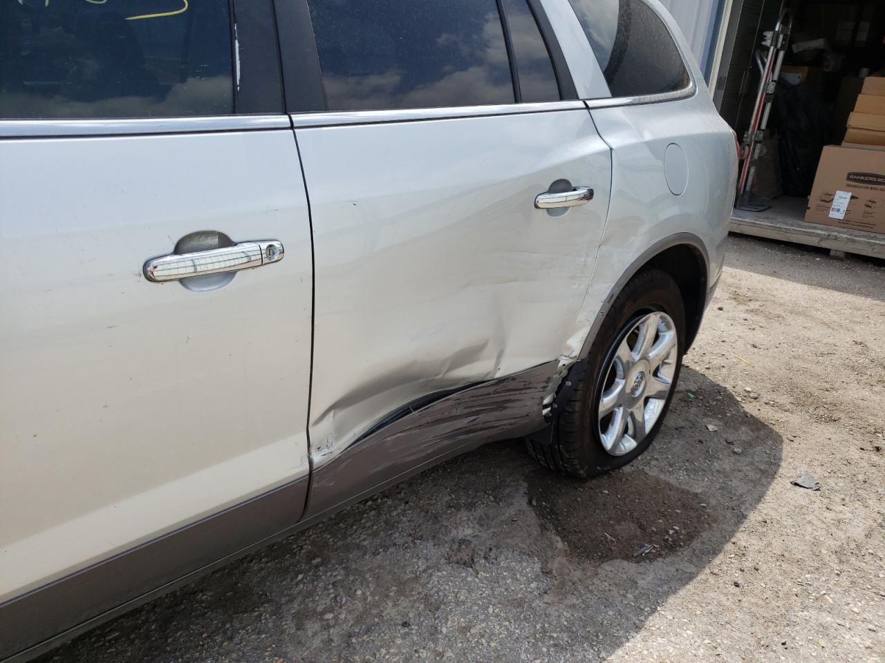 Photo 9 from auction – 2010 BUICK ENCLAVE CX with VIN 5GALRCED1AJ179064