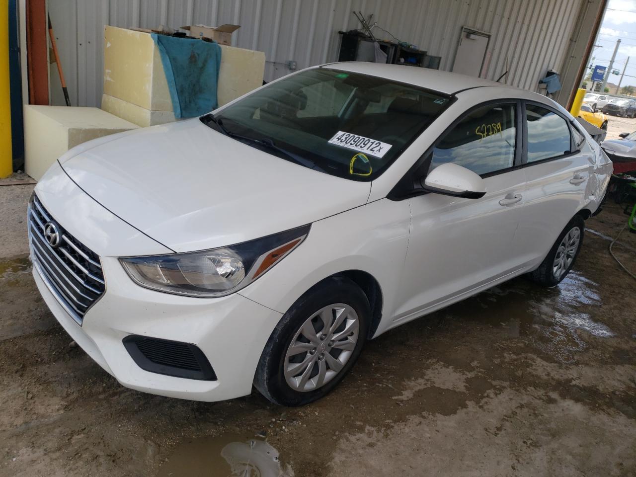 Photo 2 from auction – 2019 HYUNDAI ACCENT SE with VIN 3KPC24A37KE039007