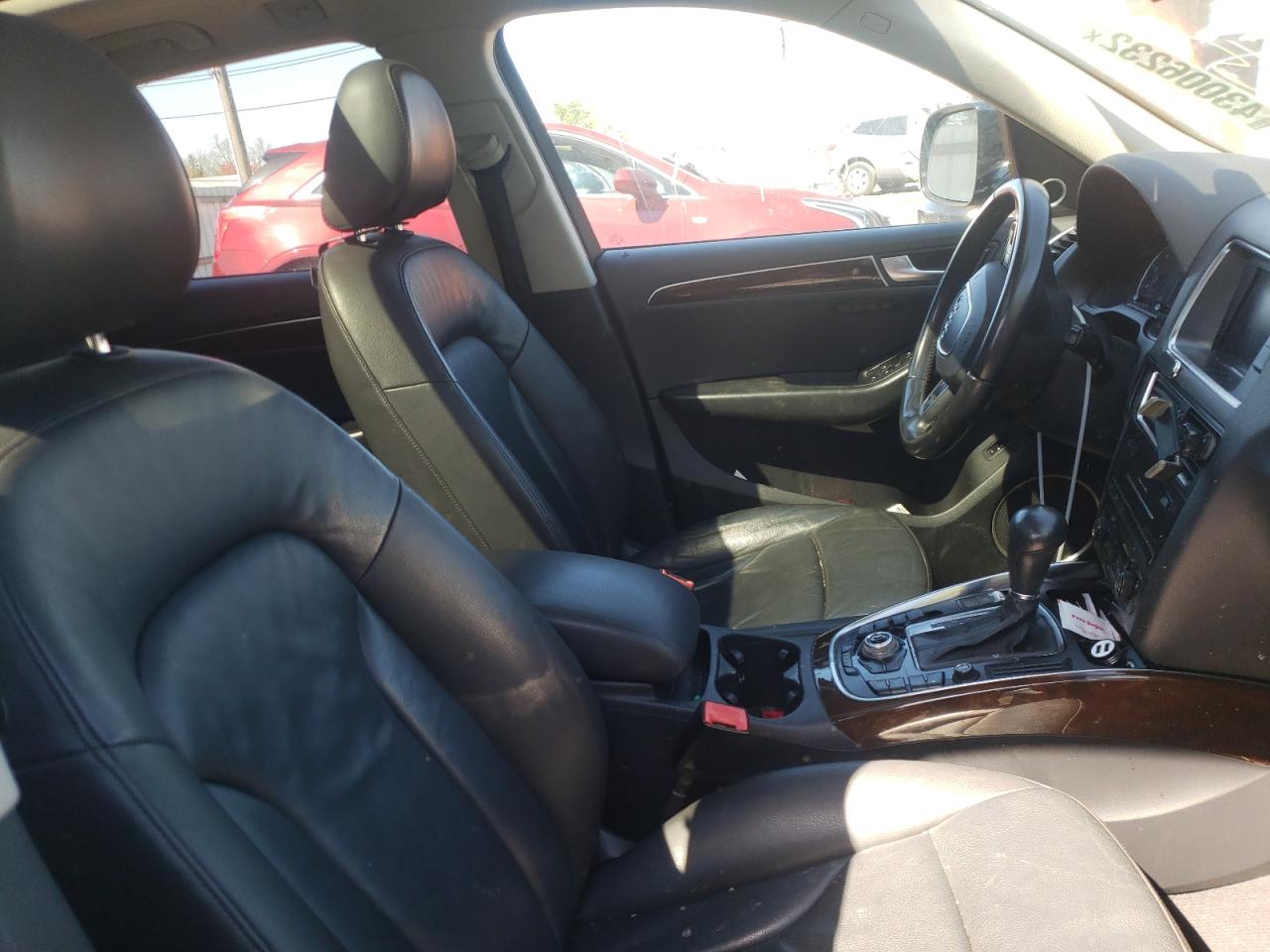 Photo 5 from auction – 2011 AUDI Q5 PREMIUM with VIN WA1DKAFP1BA045302