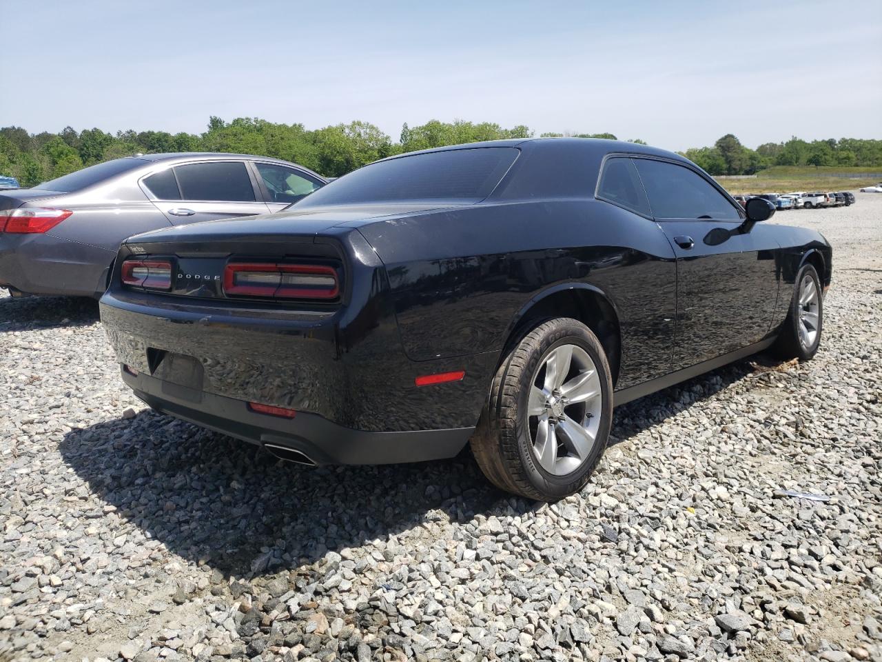 Photo 4 from auction – 2016 DODGE CHALLENGER with VIN 2C3CDZAG7GH232025