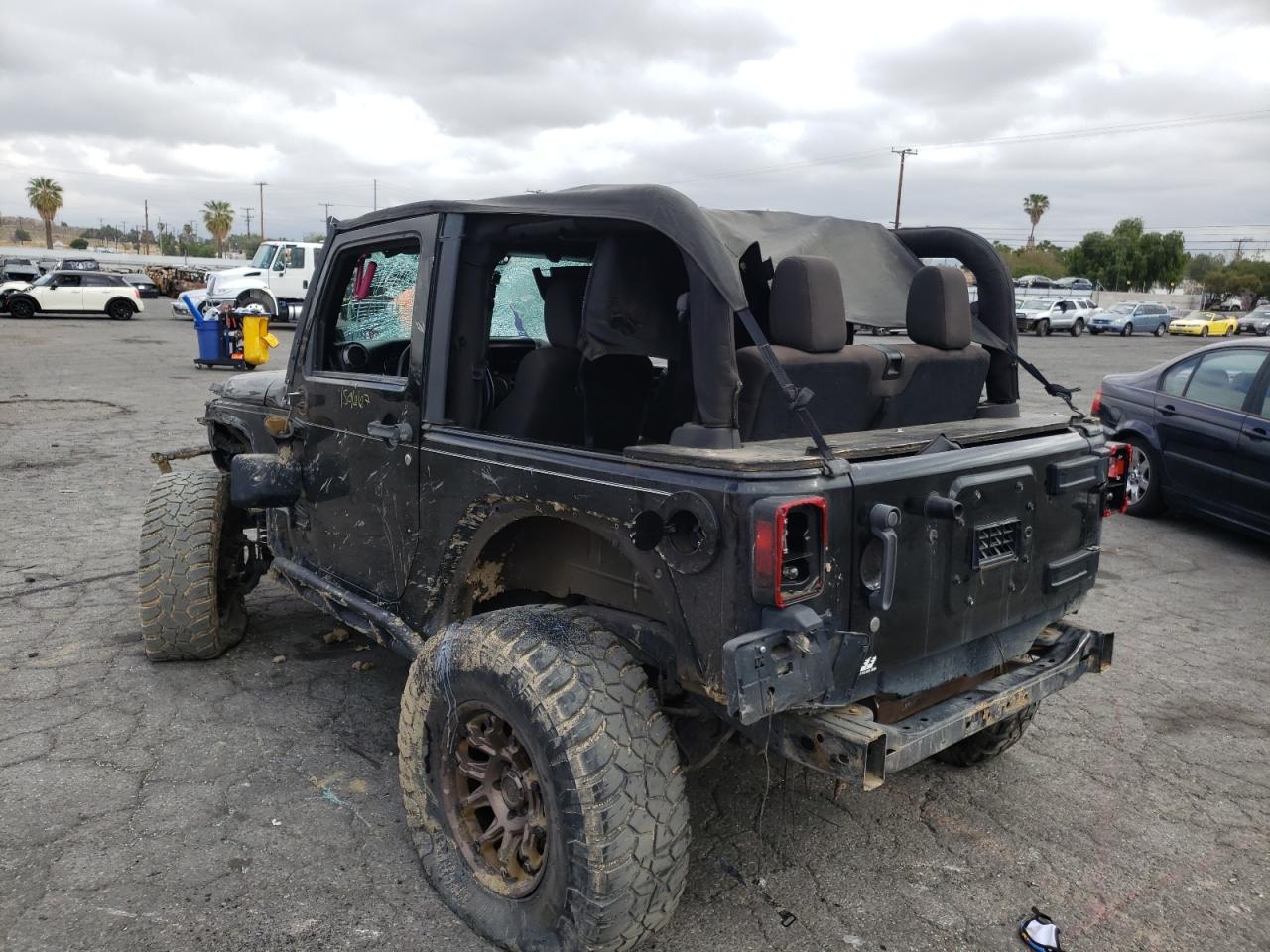 Photo 3 from auction – 2011 JEEP WRANGLER S with VIN 1J4AA2D17BL528341