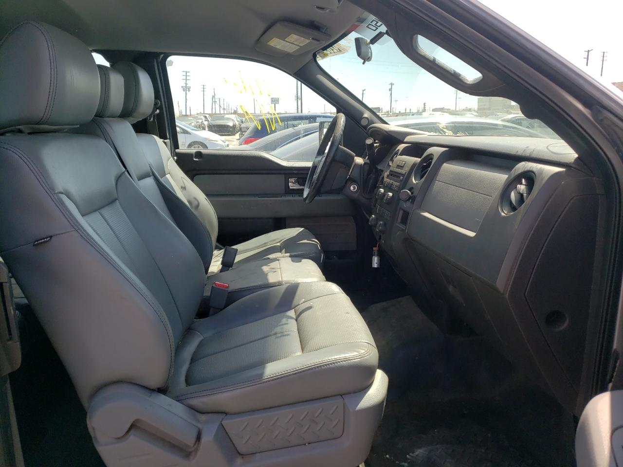 Photo 5 from auction – 2012 FORD F150 SUPER with VIN 1FTEX1CM6CFB56468
