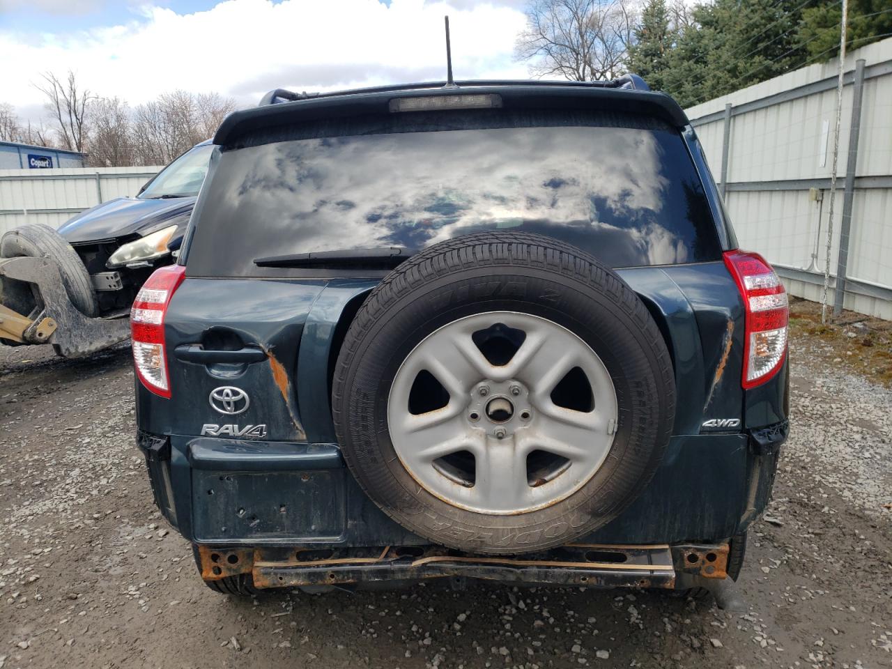 Foto 9 de la subasta – 2012 TOYOTA RAV4 con VIN 2T3JF4DV1CW256616