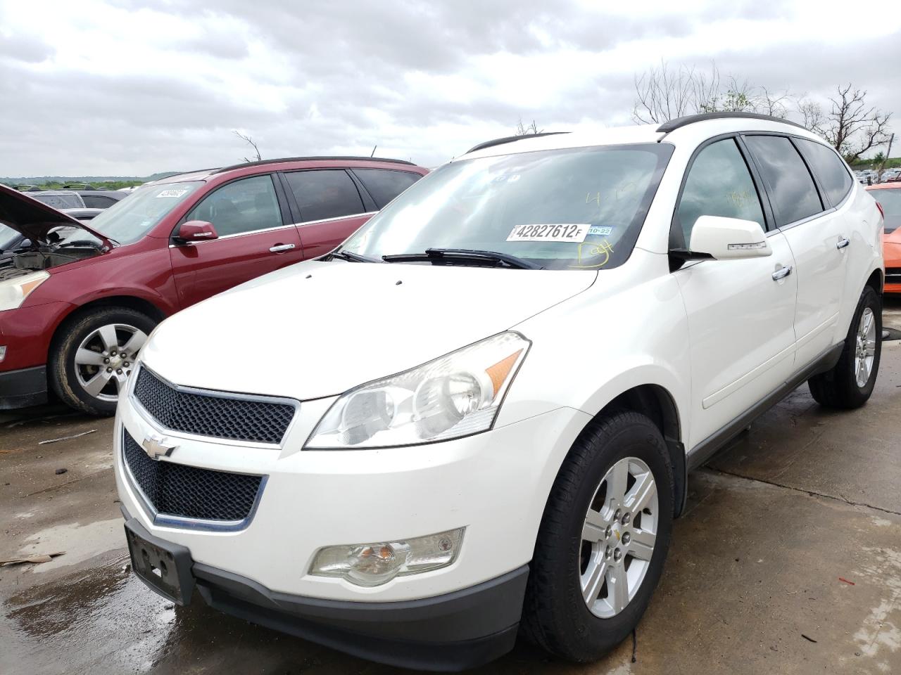 Photo 2 from auction – 2012 CHEVROLET TRAVERSE L with VIN 1GNKRJED3CJ338529