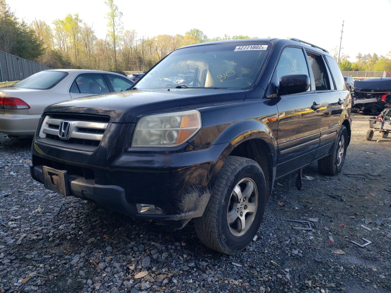 Photo 2 from auction – 2006 HONDA PILOT EX with VIN 5FNYF18446B008224