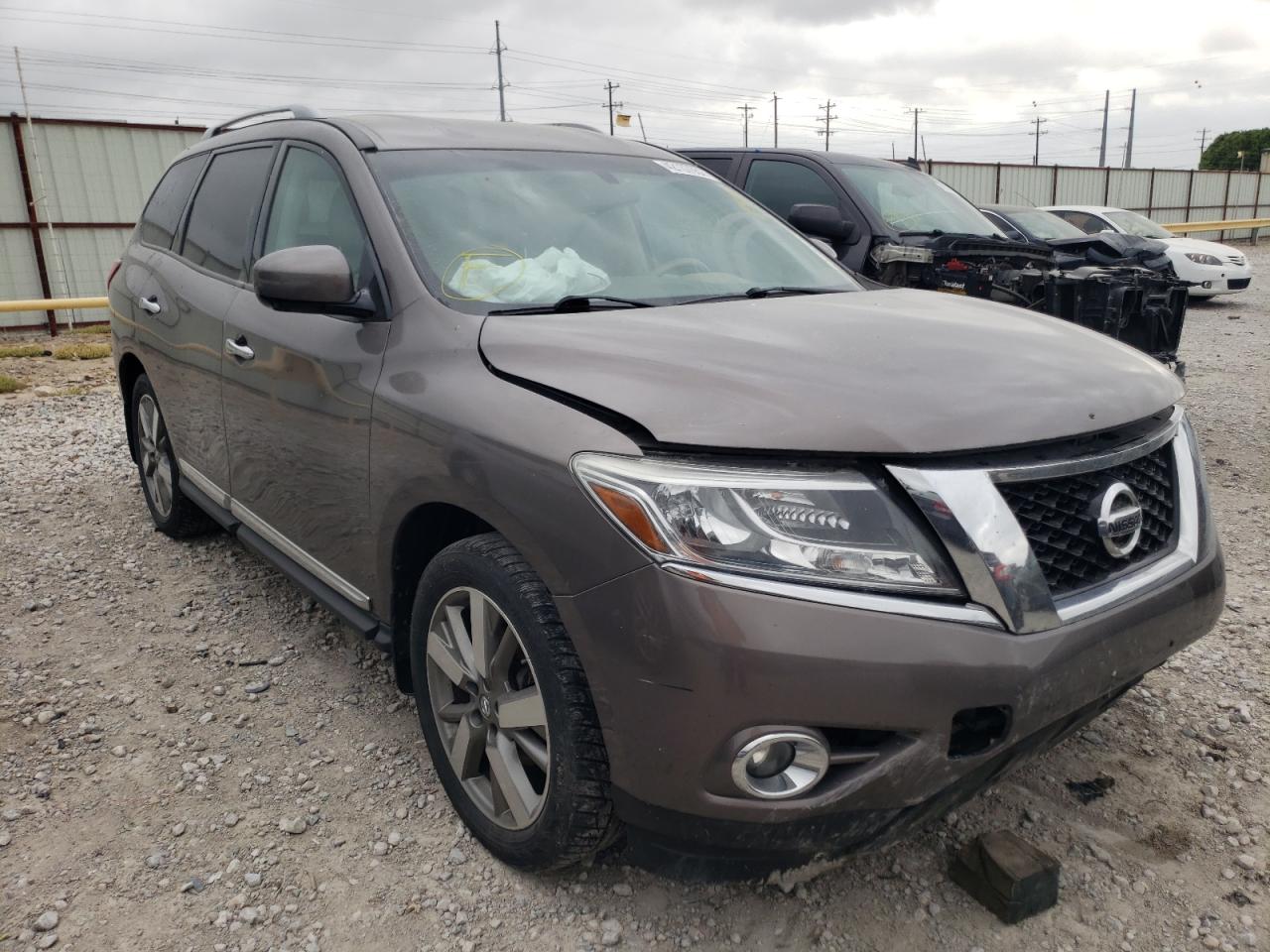 NISSAN PATHFINDER 2014 with VIN 5N1AR2MM9EC646240 - Photo from auction