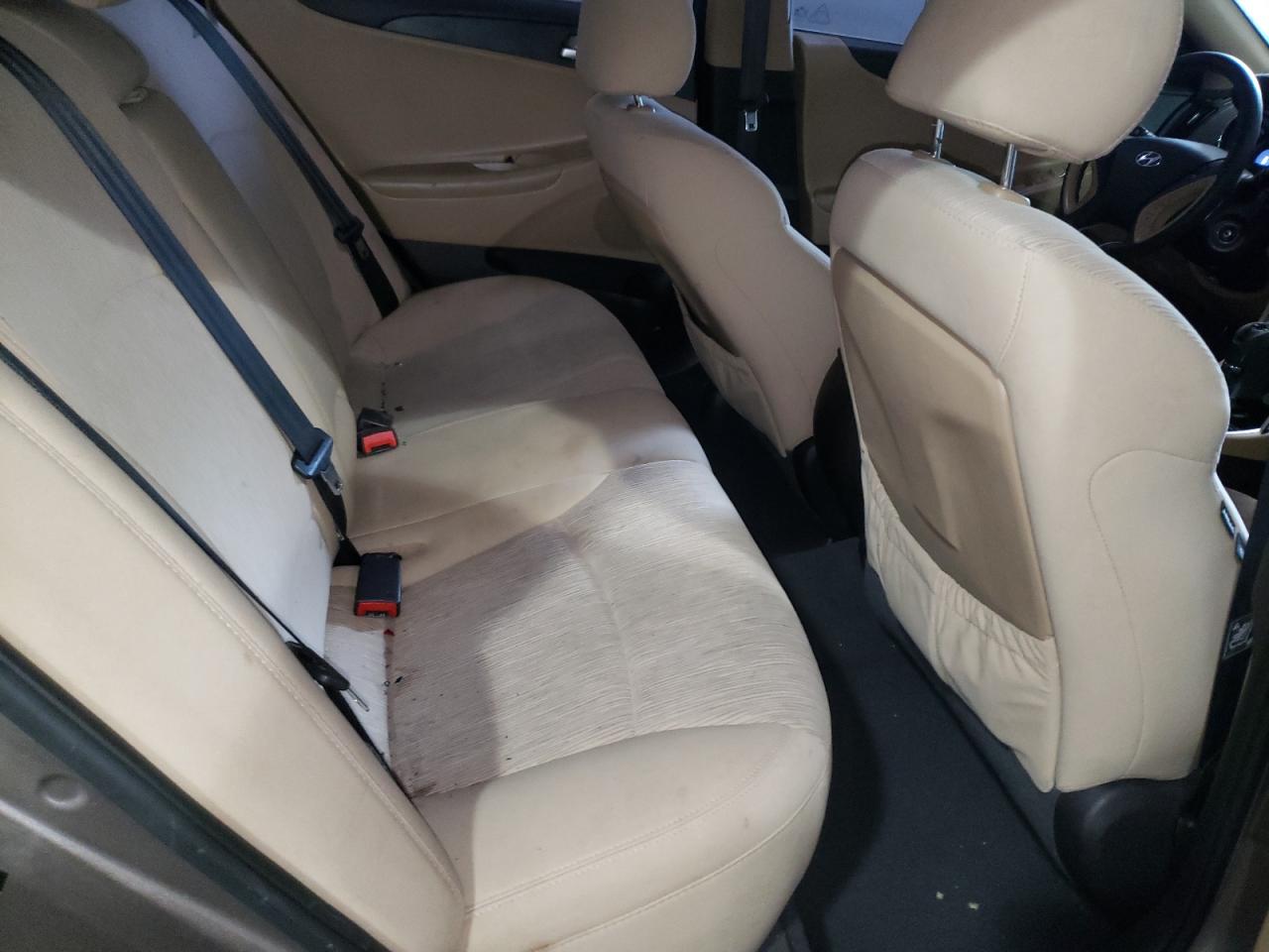 Photo 6 from auction – 2014 HYUNDAI SONATA GLS with VIN 5NPEB4AC4EH831592
