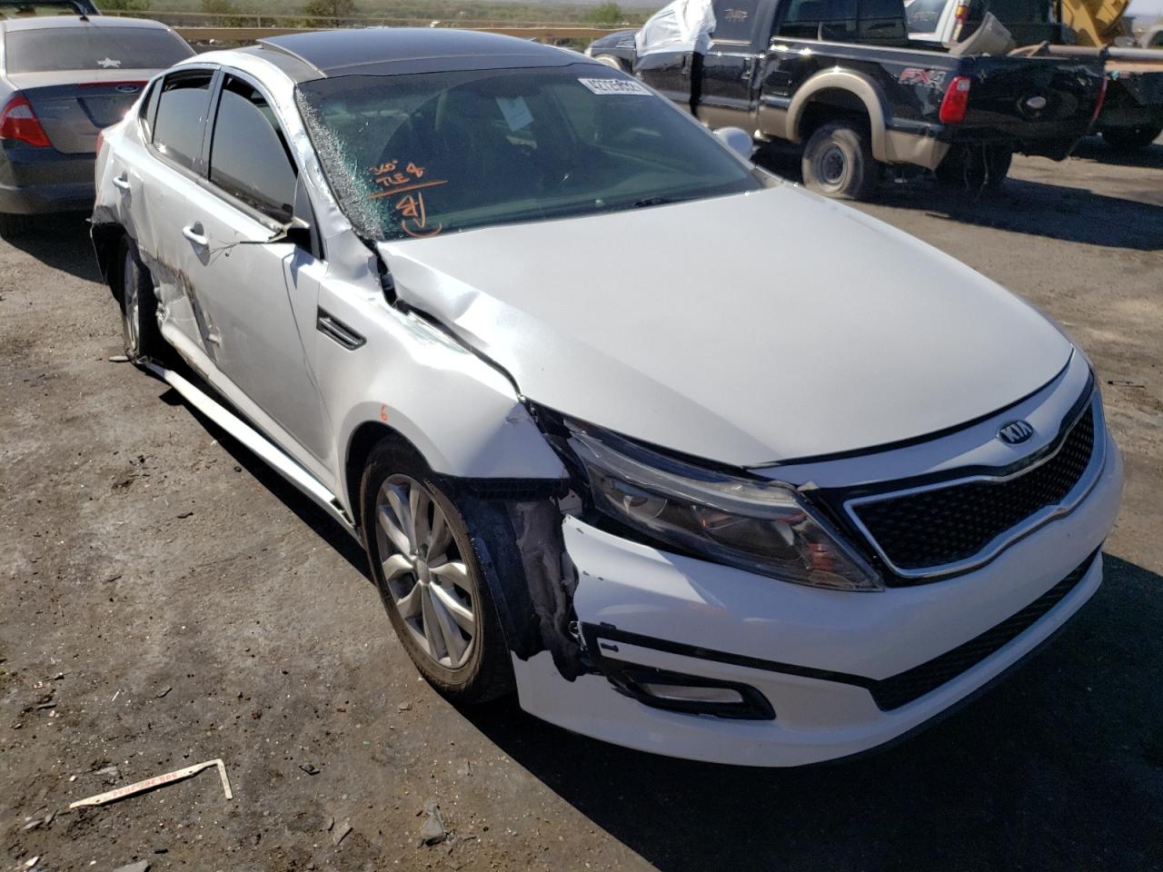 KIA OPTIMA EX 2015 with VIN 5XXGN4A75FG359340 - Photo from auction