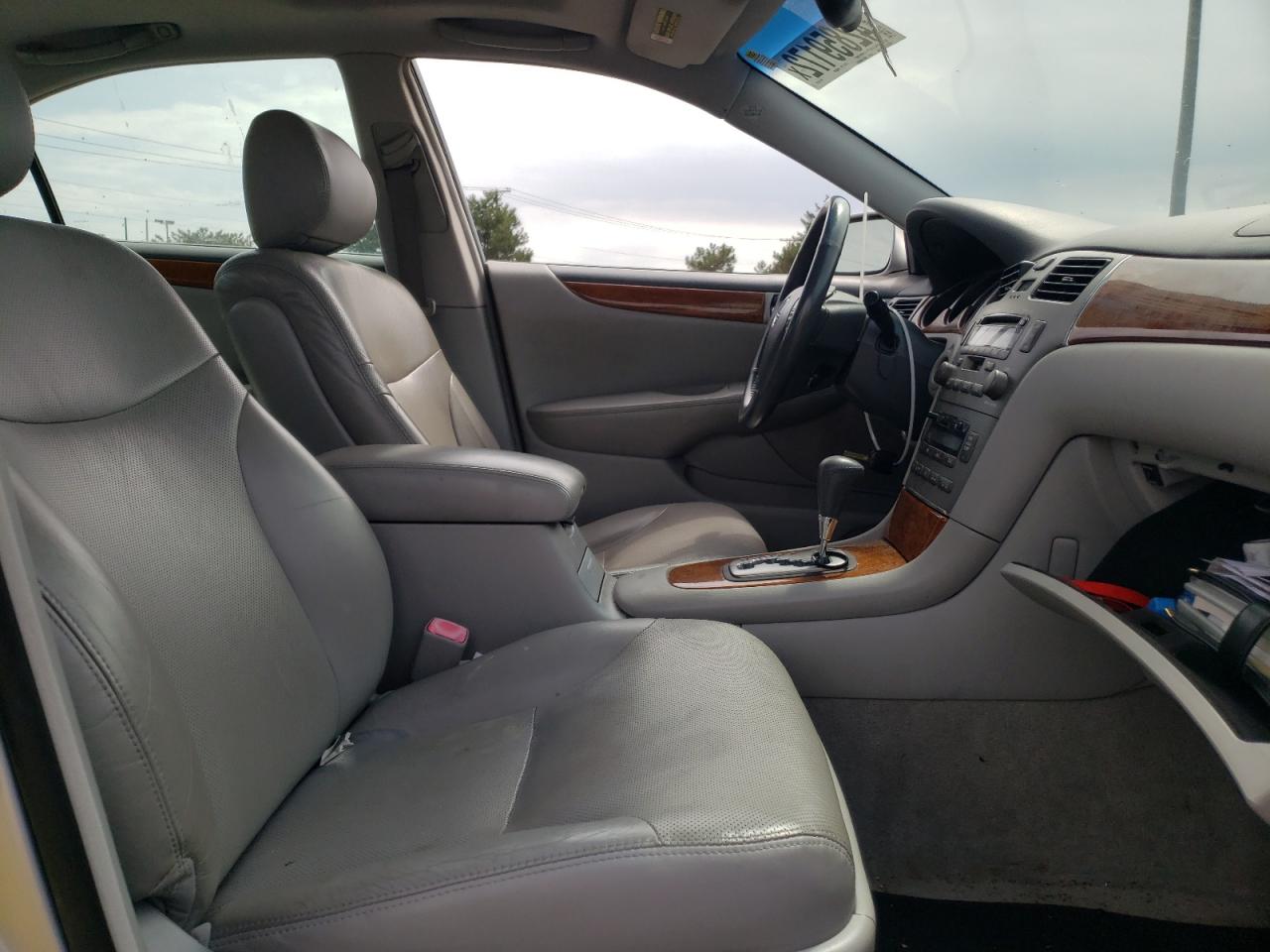 Photo 5 from auction – 2005 LEXUS ES 330 with VIN JTHBA30G855082797