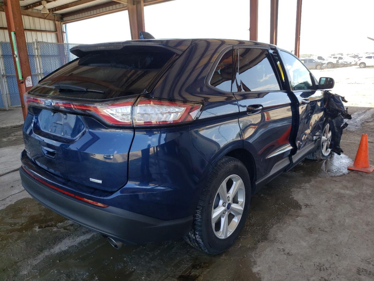 Photo 4 from auction – 2017 FORD EDGE SE with VIN 2FMPK3G9XHBC52164