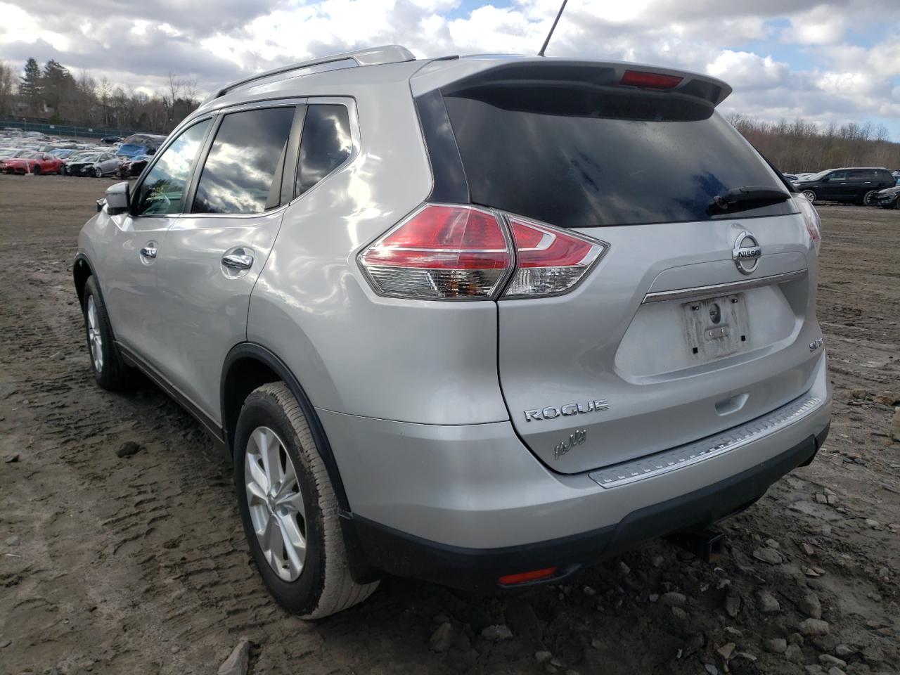 Photo 3 from auction – 2016 NISSAN ROGUE S with VIN 5N1AT2MV3GC803371