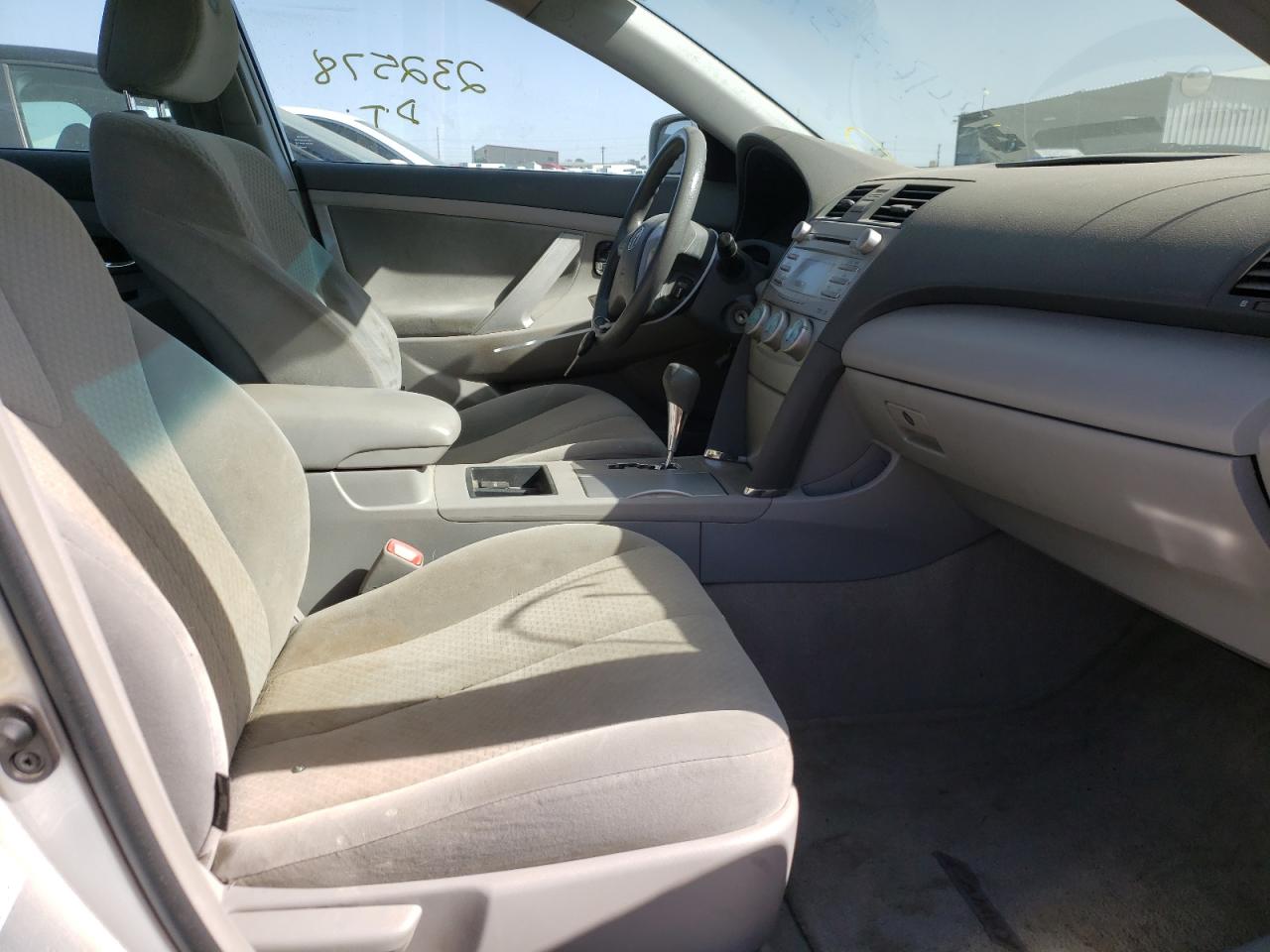 Photo 5 from auction – 2009 TOYOTA CAMRY BASE with VIN 4T1BE46K89U292105