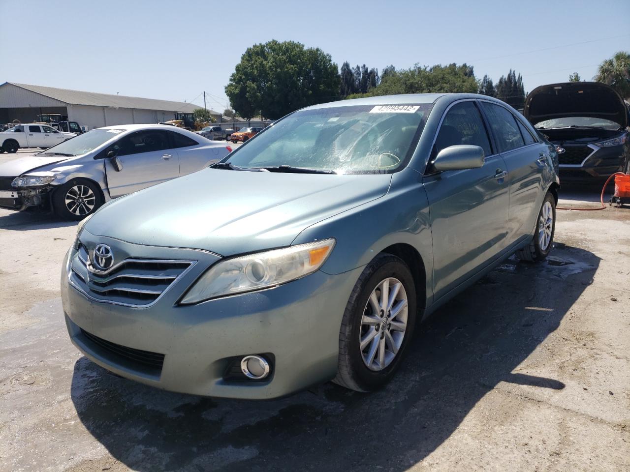 Photo 2 from auction – 2011 TOYOTA CAMRY BASE with VIN 4T1BF3EK3BU752611