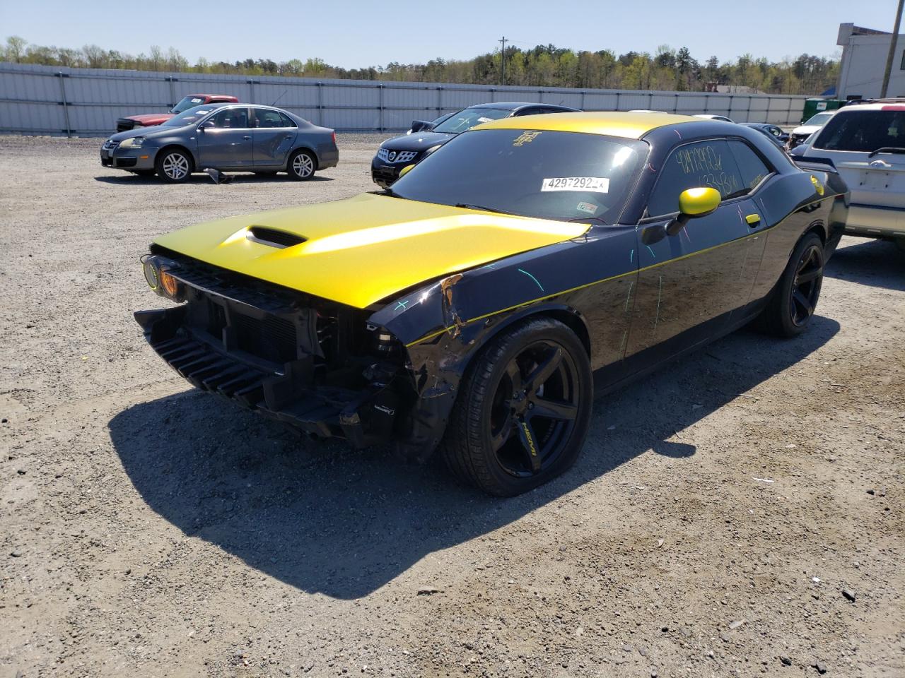 Photo 2 from auction – 2019 DODGE CHALLENGER with VIN 2C3CDZBT1KH606407