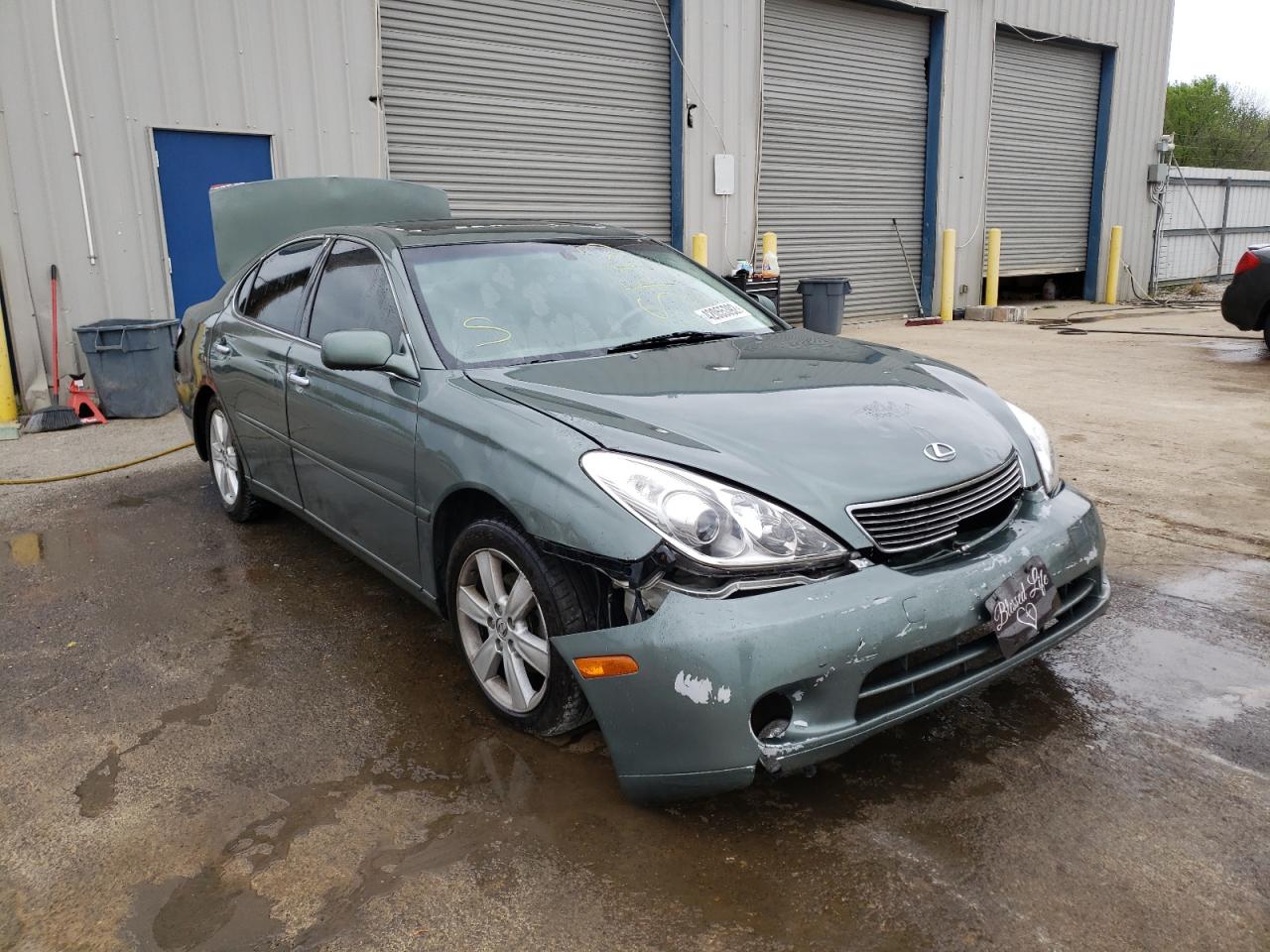 LEXUS ES 330 2005 with VIN JTHBA30G855117709 - Photo from auction