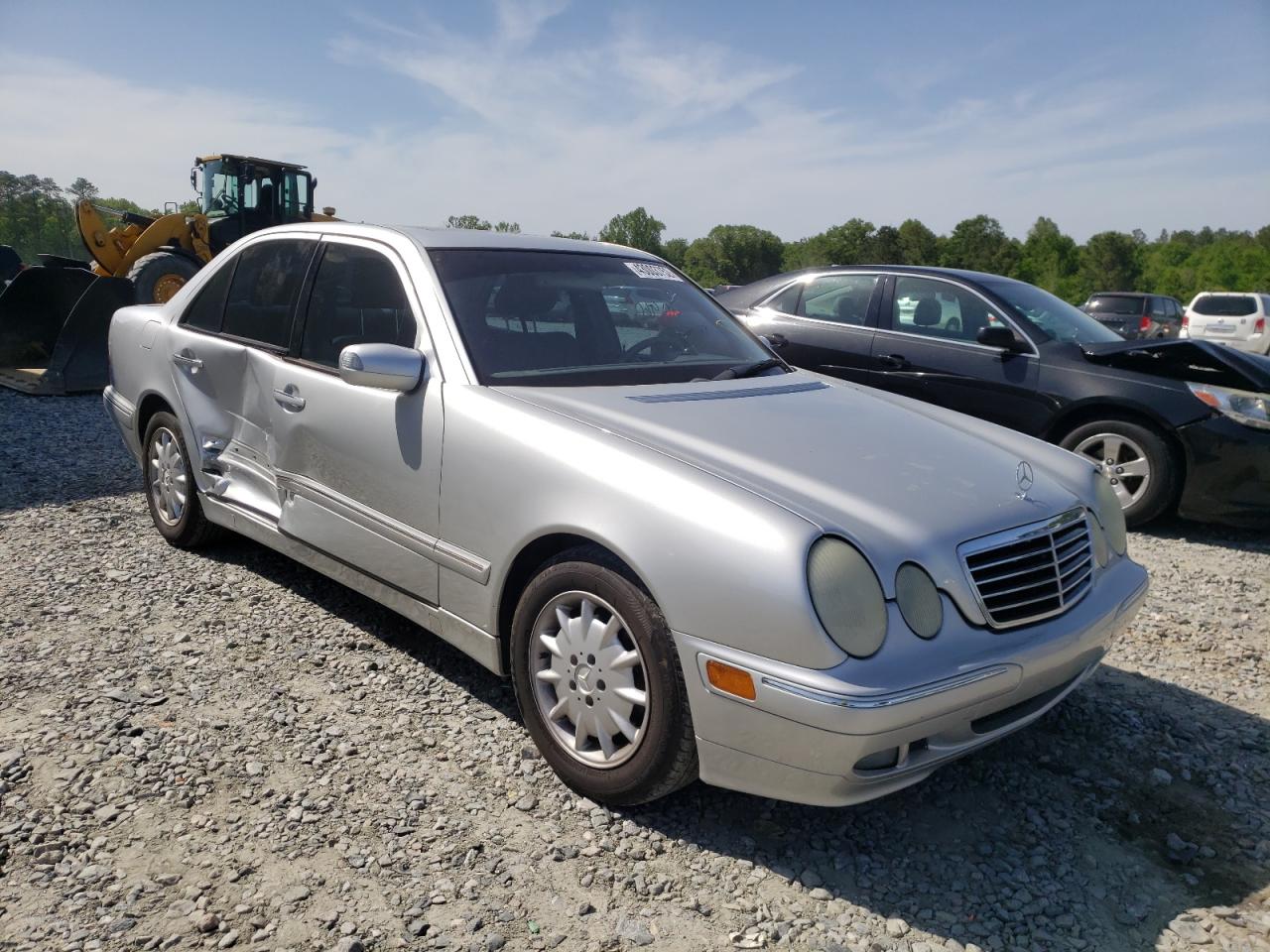 MERCEDES-BENZ E 320 2001 with VIN WDBJF65J71B337597 - Photo from auction