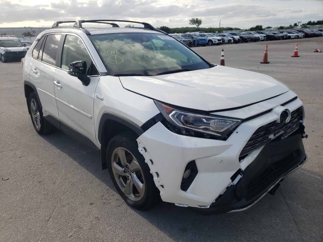 TOYOTA RAV4 LIMIT 2019 with VIN JTMDWRFV7KD029627 - Photo from auction