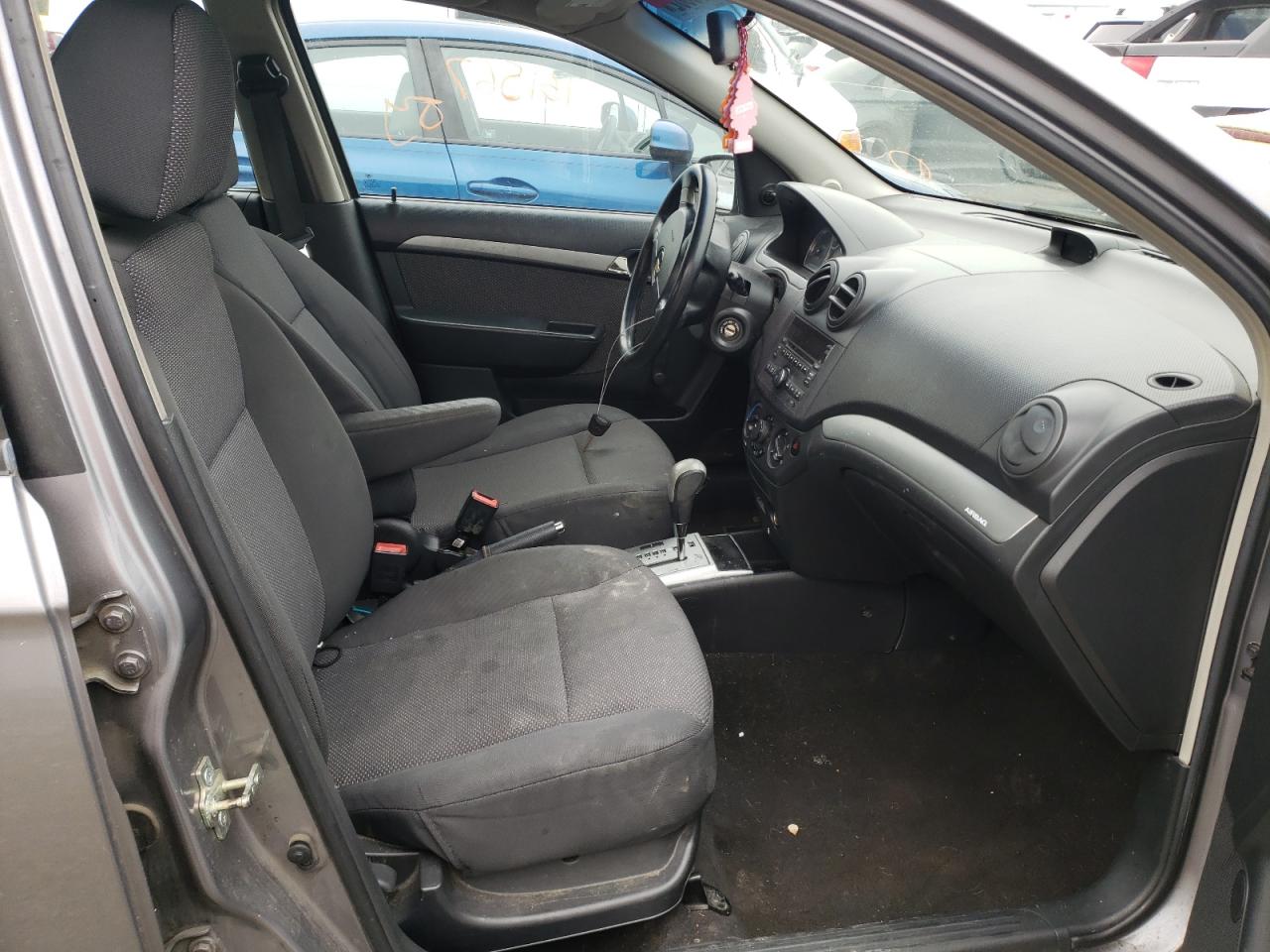 Photo 5 from auction – 2011 CHEVROLET AVEO LS with VIN KL1TD5DE4BB192851