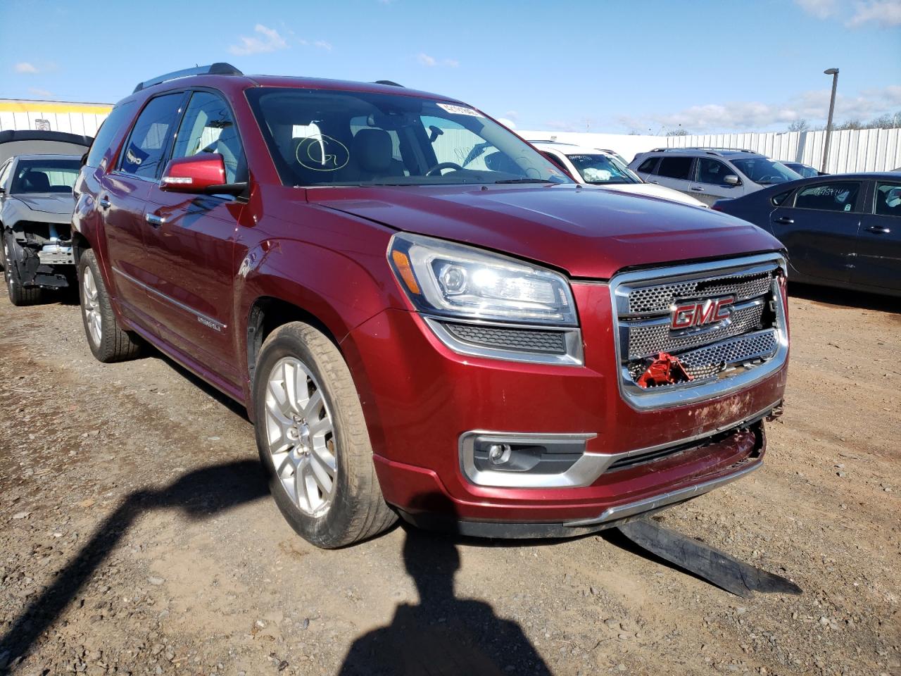 GMC ACADIA DEN 2015 with VIN 1GKKVTKD7FJ225566 - Photo from auction