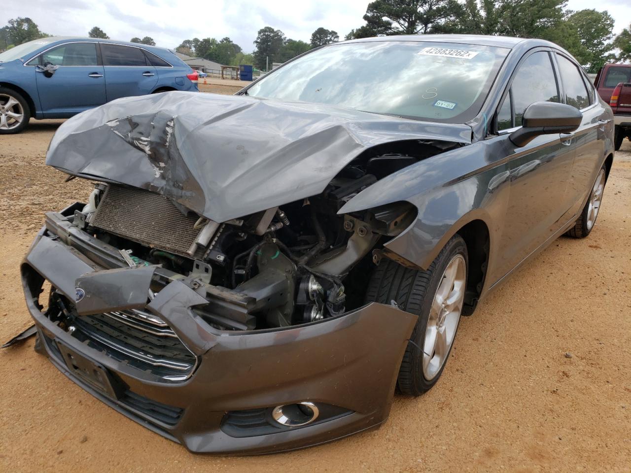Photo 2 from auction – 2016 FORD FUSION S with VIN 3FA6P0G79GR302833