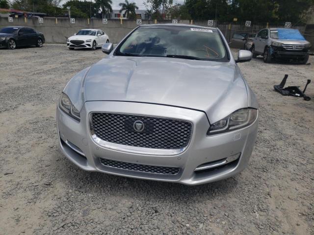 Photo 10 from auction – 2016 JAGUAR XJL SUPERC with VIN SAJWA2GE2GMV93000