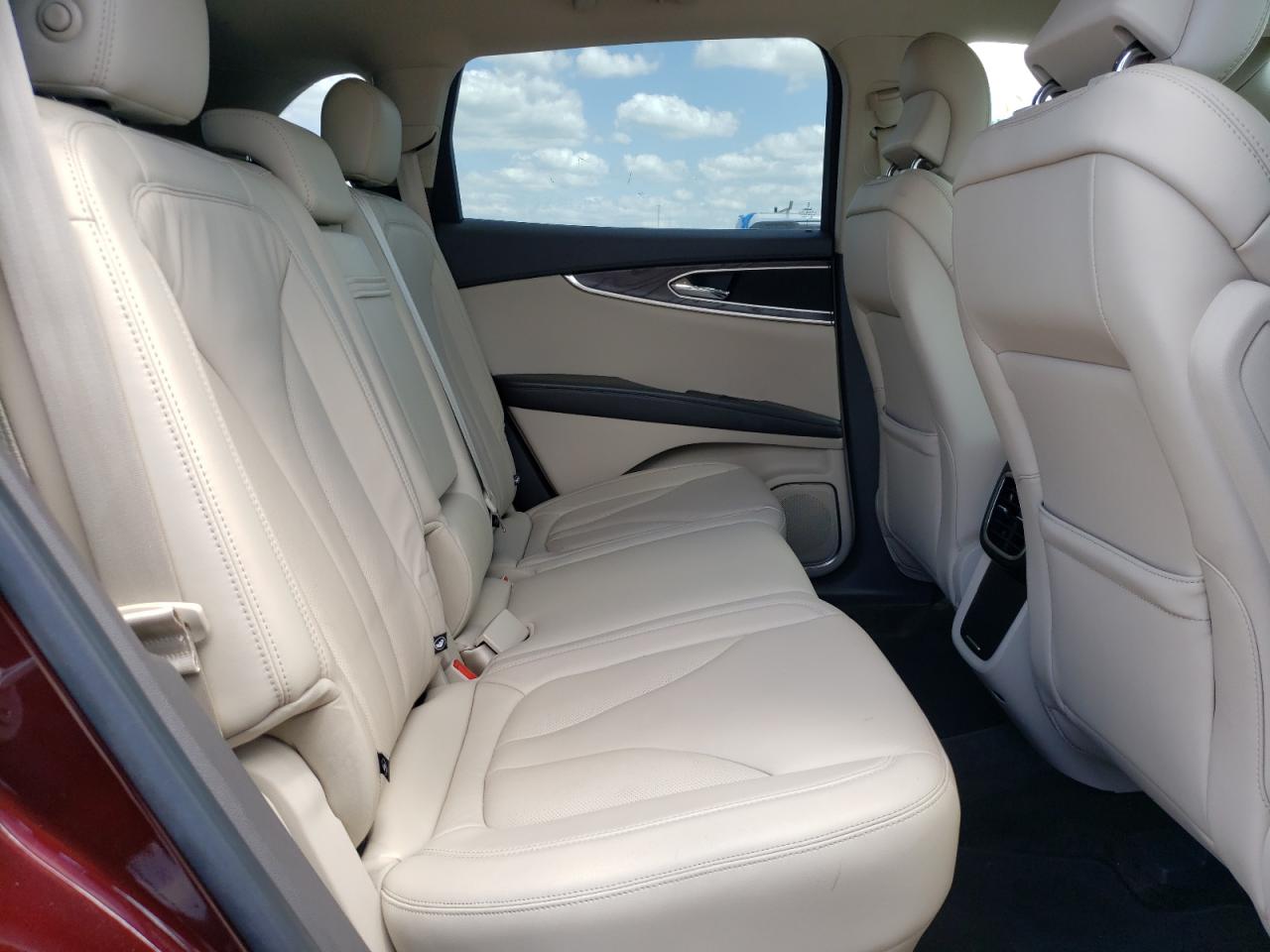 Photo 6 from auction – 2017 LINCOLN MKX SELECT with VIN 2LMPJ6KR5HBL46890
