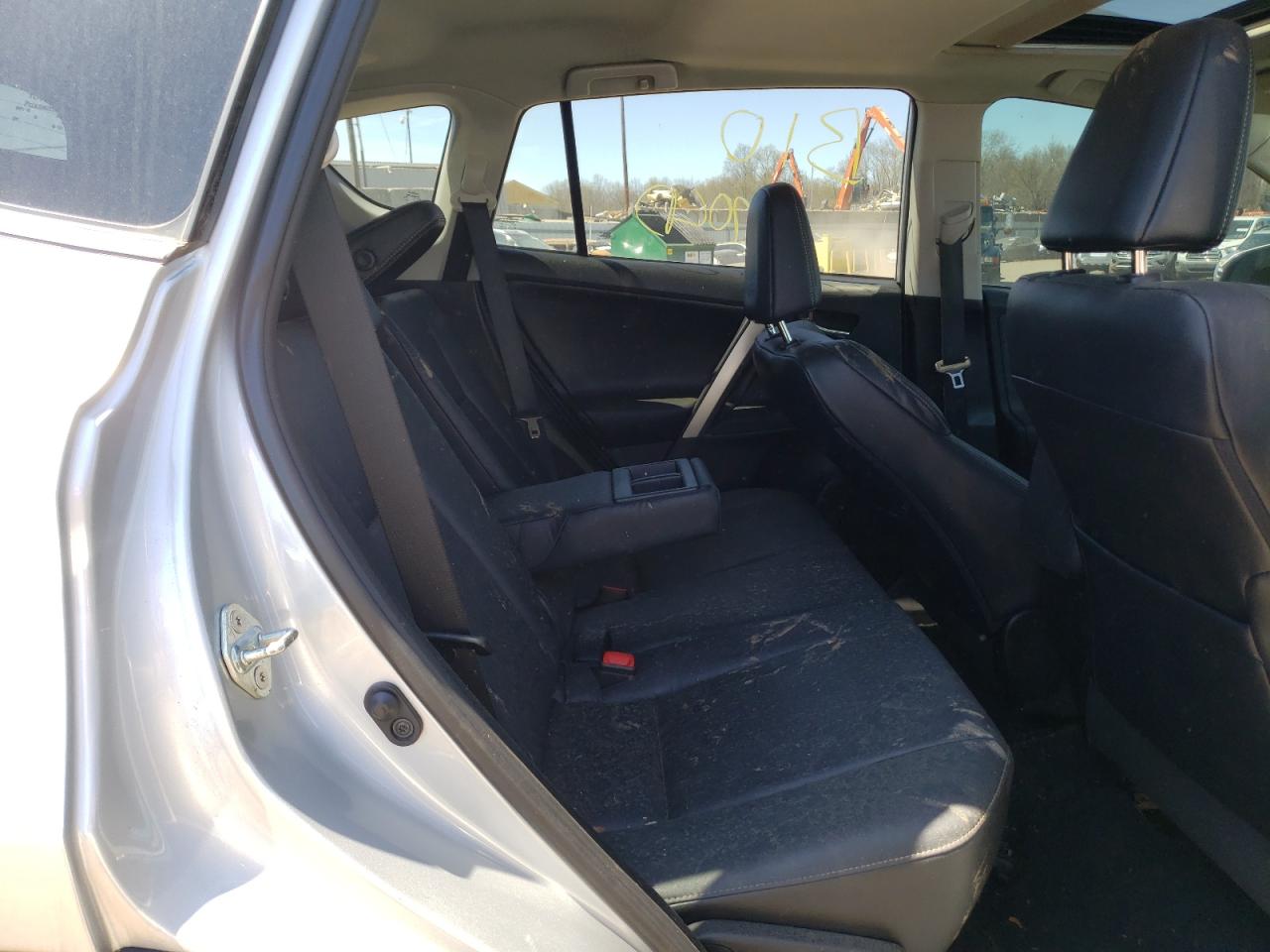 Photo 6 from auction – 2014 TOYOTA RAV4 LIMIT with VIN 2T3DFREV2EW217058