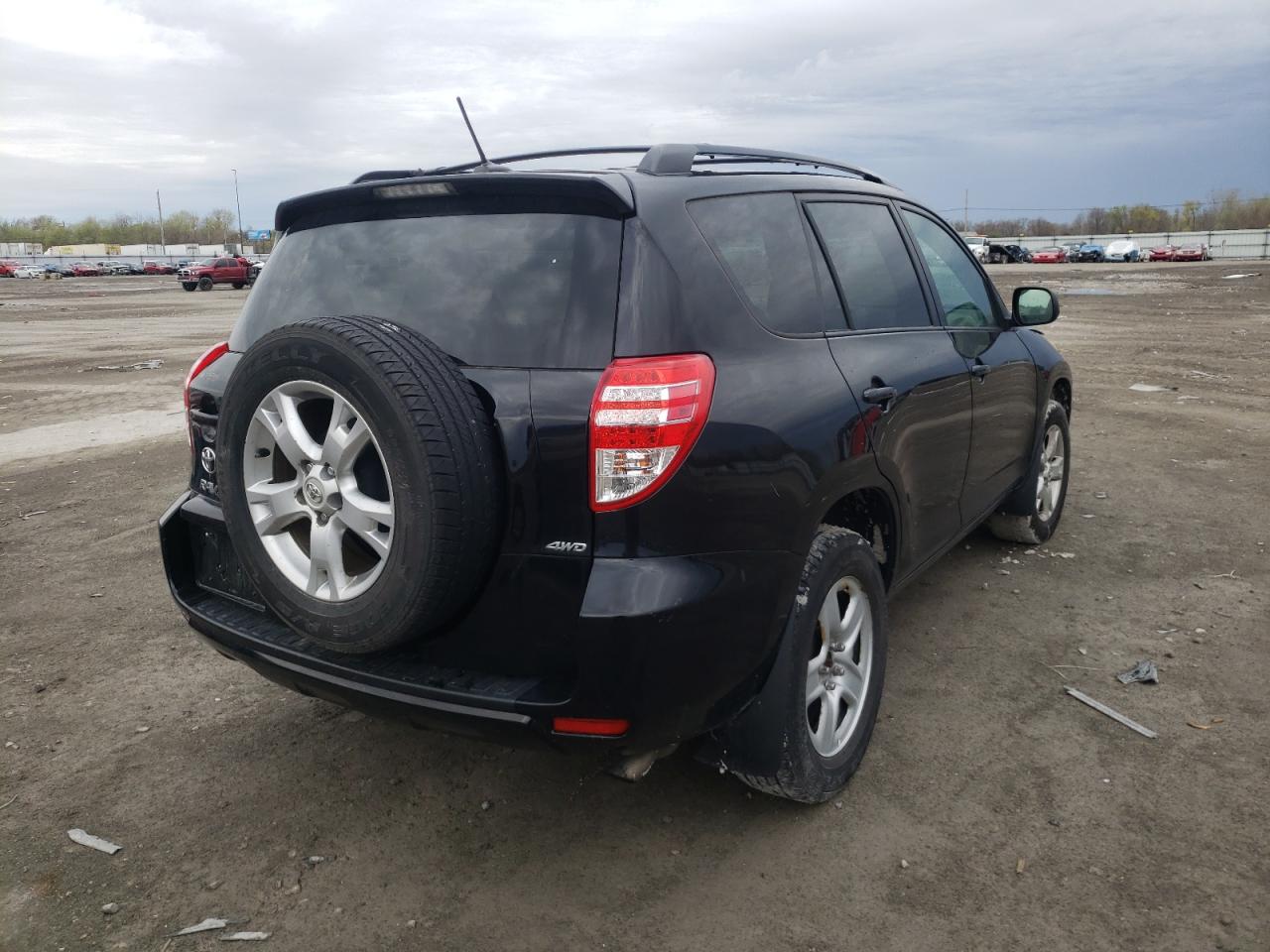 Photo 4 from auction – 2011 TOYOTA RAV4 with VIN 2T3BF4DV1BW152615