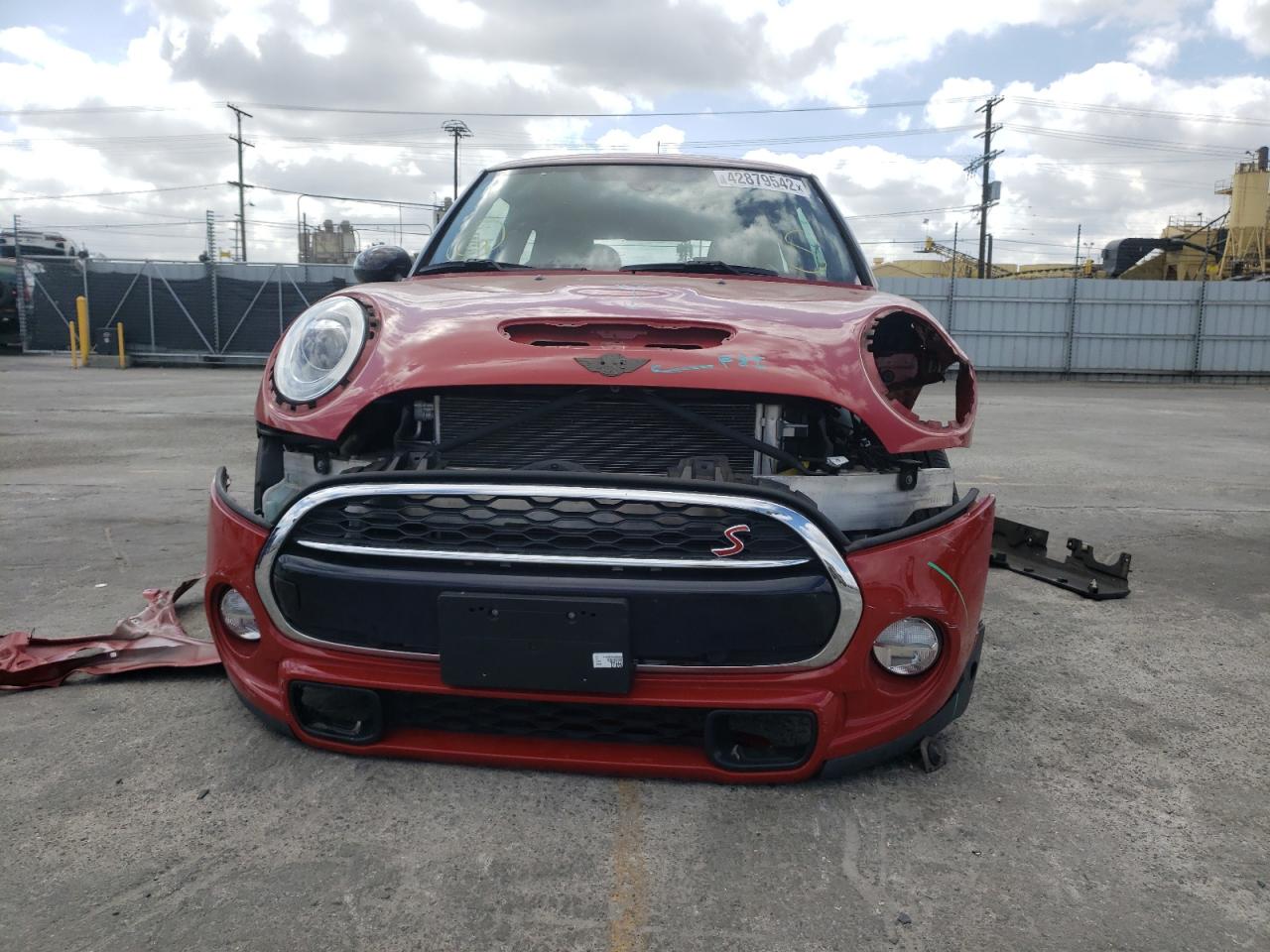 Photo 9 from auction – 2018 MINI COOPER S with VIN WMWXP7C53J2A48768