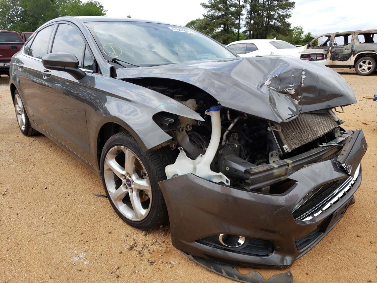 FORD FUSION S 2016 with VIN 3FA6P0G79GR302833 - Photo from auction