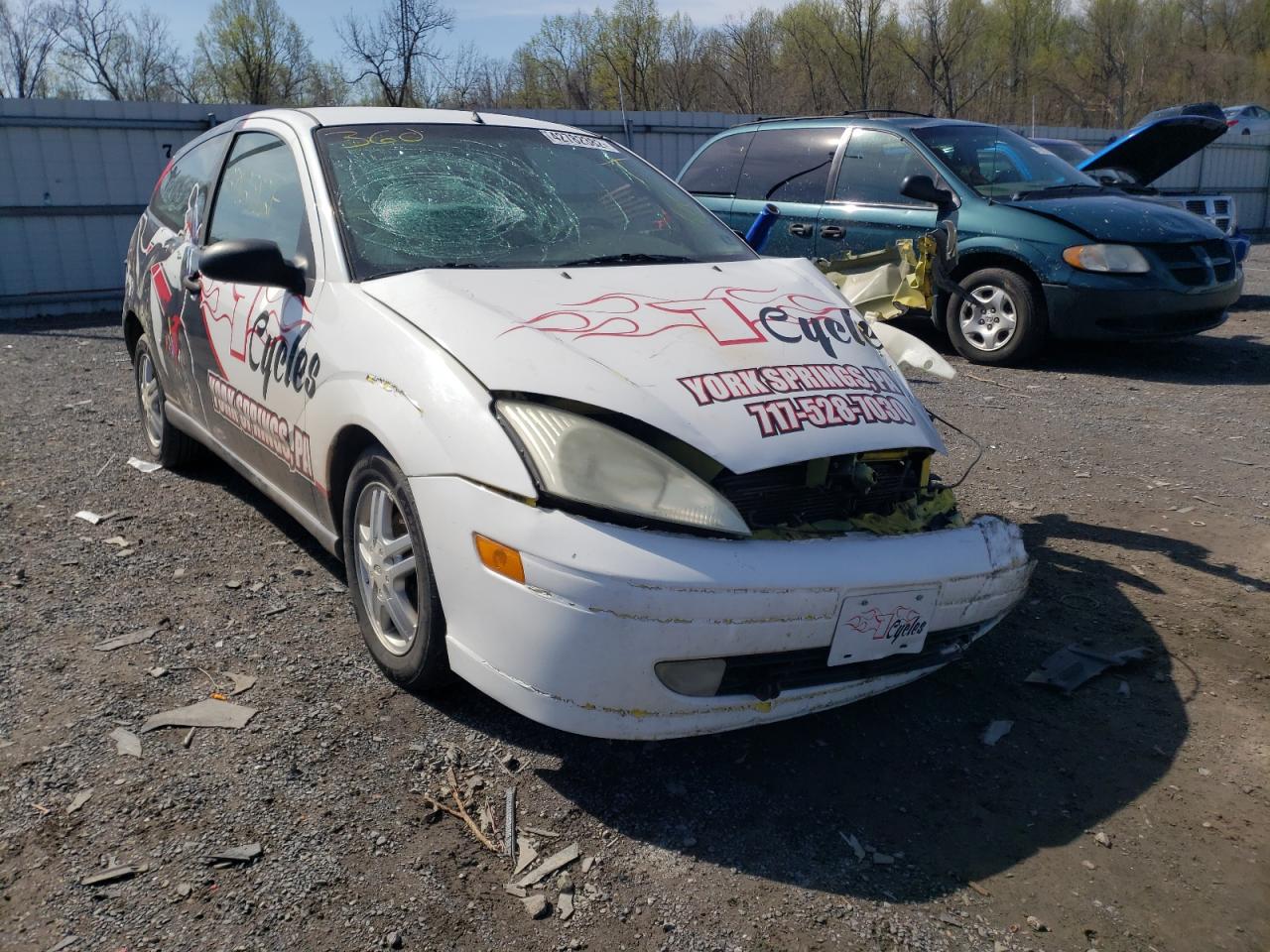 FORD FOCUS ZX3 2001 with VIN 3FAFP31361R245182 - Photo from auction
