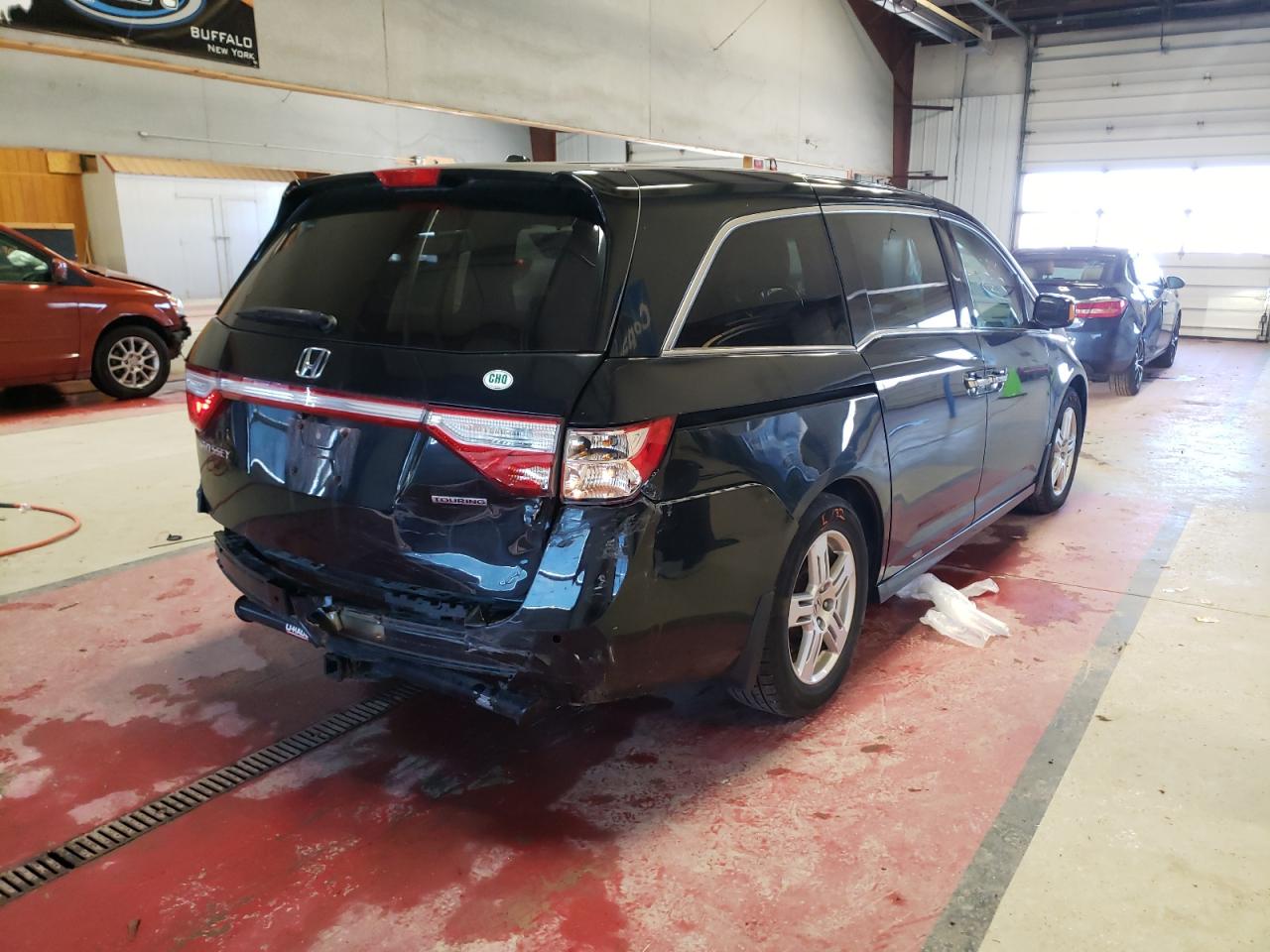 Photo 4 from auction – 2012 HONDA ODYSSEY TO with VIN 5FNRL5H94CB004332