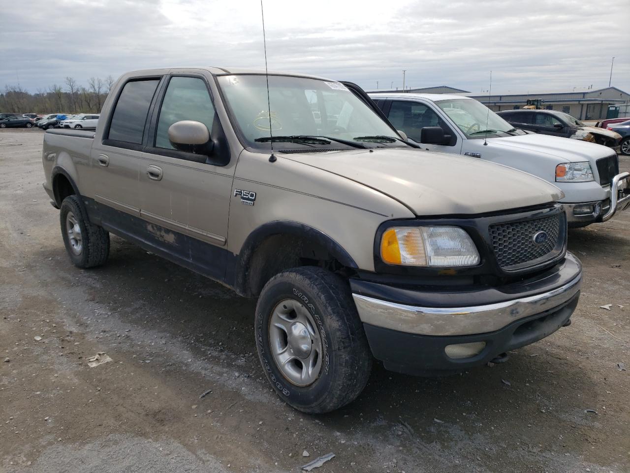 FORD F150 SUPER 2001 with VIN 1FTRW08L01KE90935 - Photo from auction