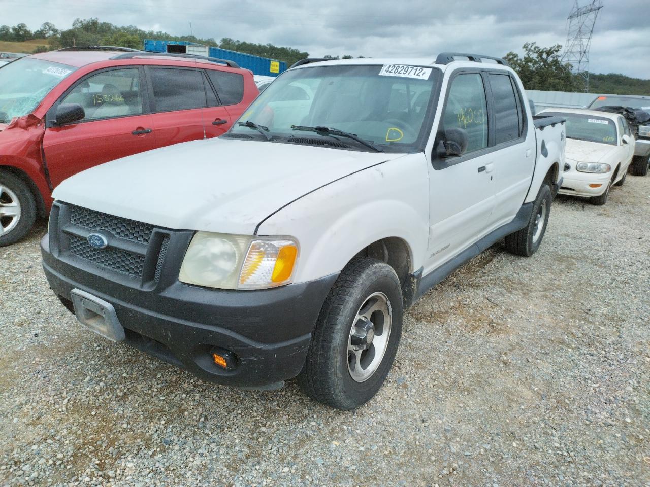 Photo 2 from auction – 2002 FORD EXPLORER S with VIN 1FMZU67E22UC02748