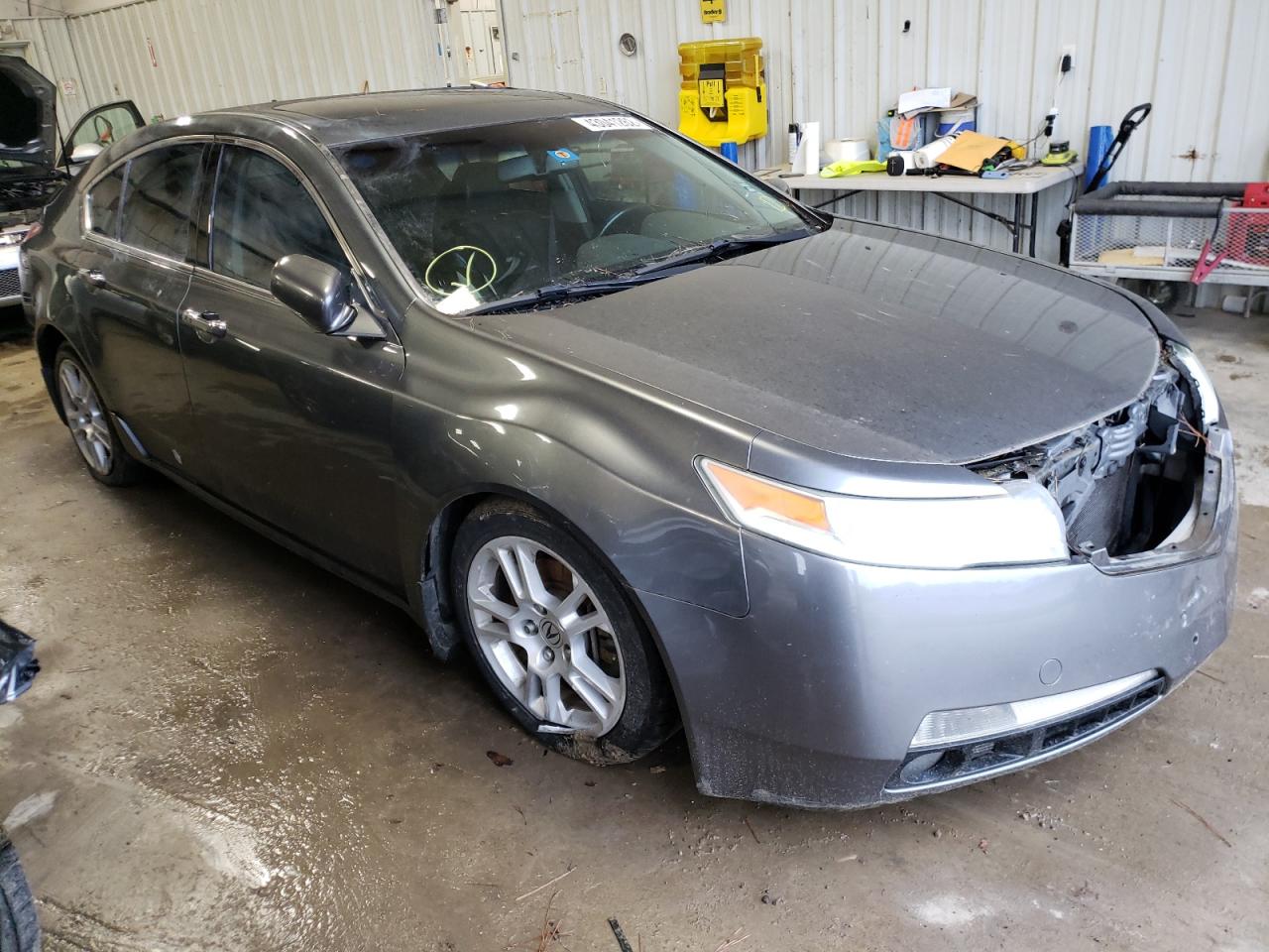 ACURA TL 2009 with VIN 19UUA86599A011877 - Photo from auction