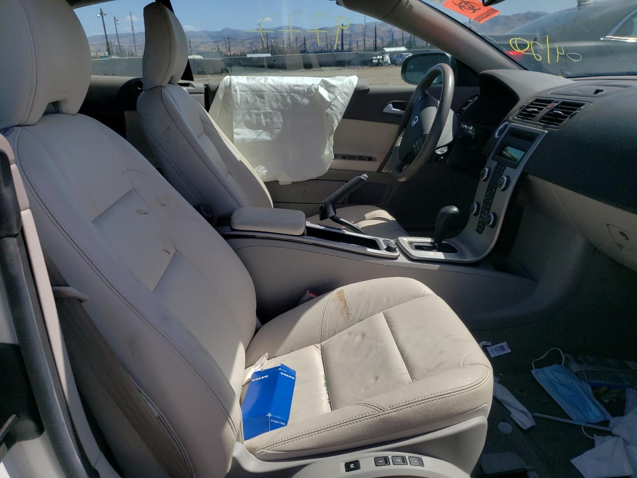 Photo 5 from auction – 2008 VOLVO C70 T5 with VIN YV1MC67288J049501